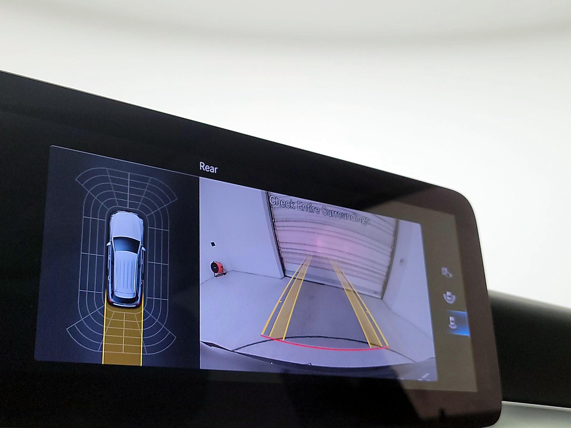 Thumbnail: 2022 Mercedes-Benz GLC - 14