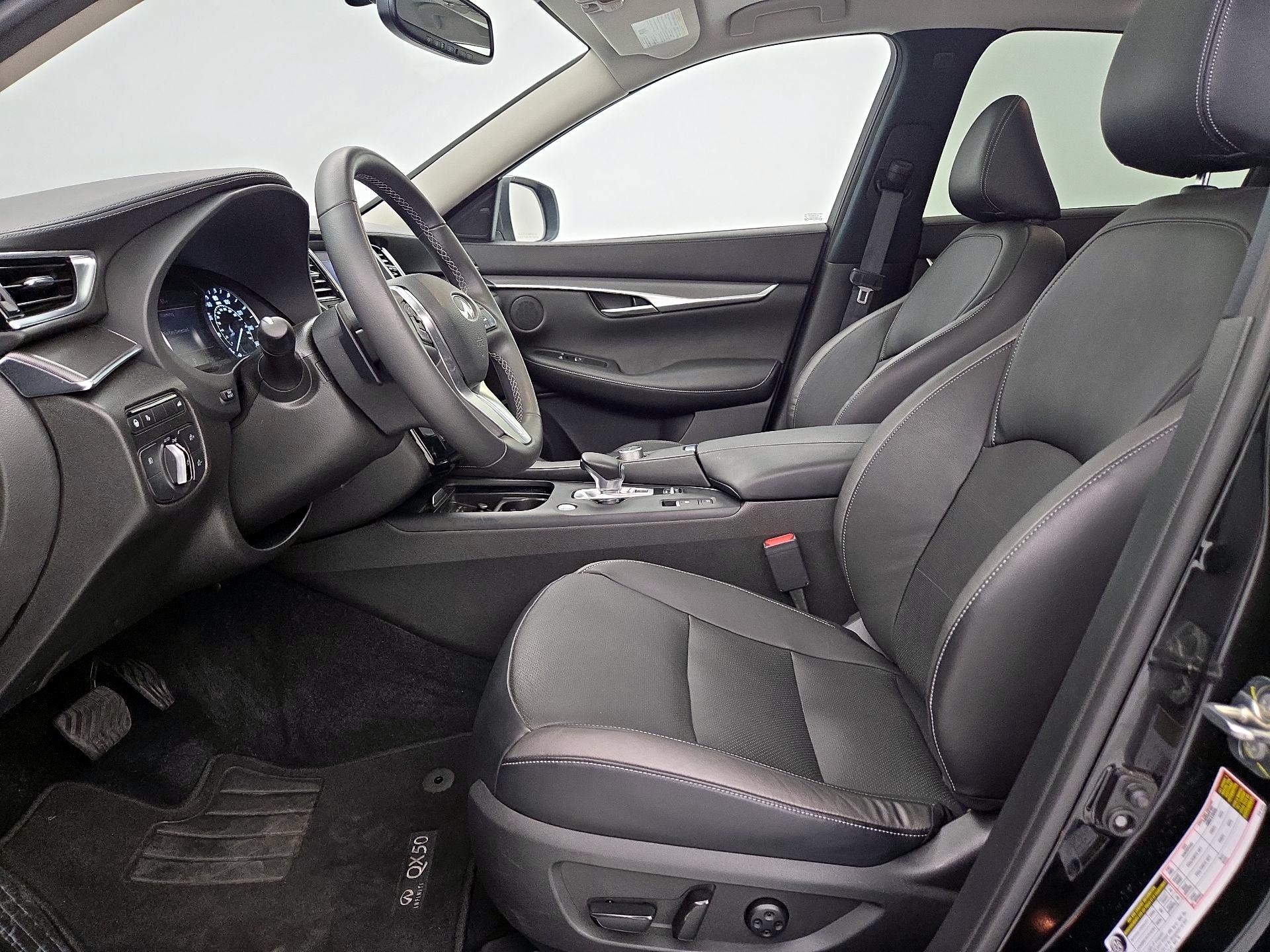 Thumbnail: 2022 INFINITI QX50 - 11