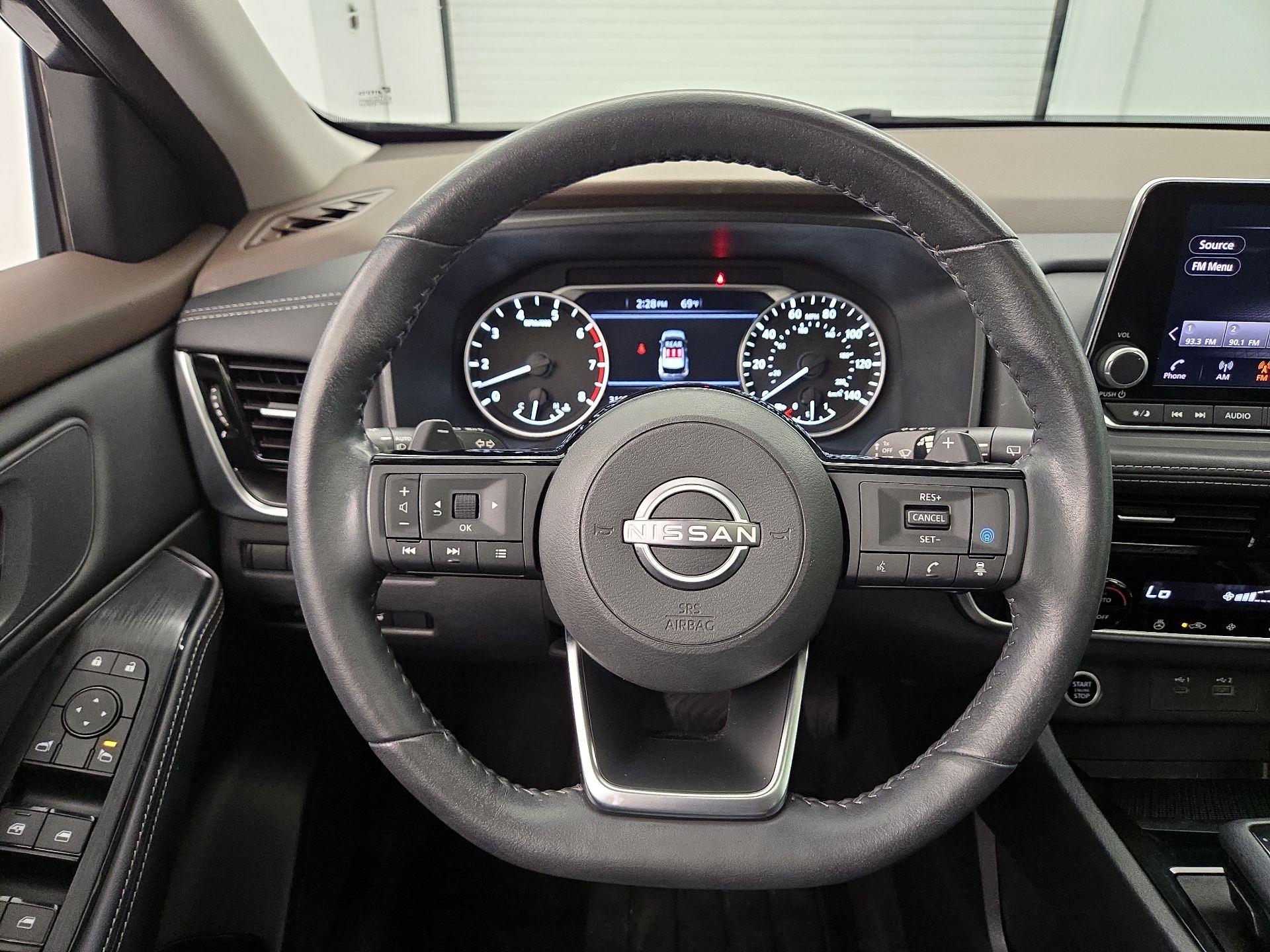 Thumbnail: 2023 Nissan Rogue - 10