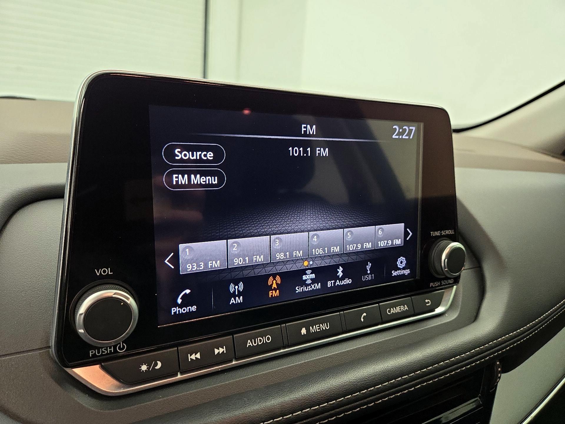 Thumbnail: 2023 Nissan Rogue - 15