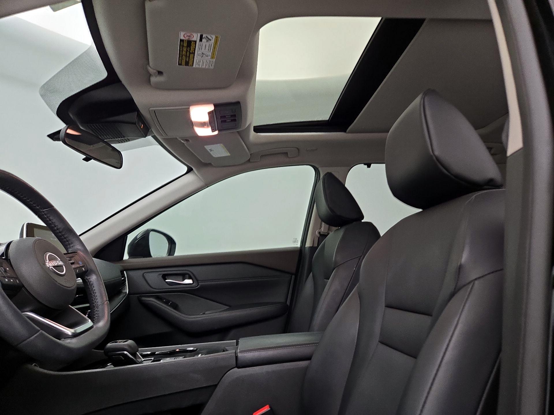 Thumbnail: 2023 Nissan Rogue - 19