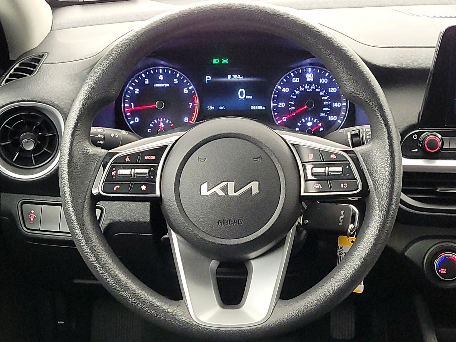 Thumbnail: 2023 Kia Forte - 10