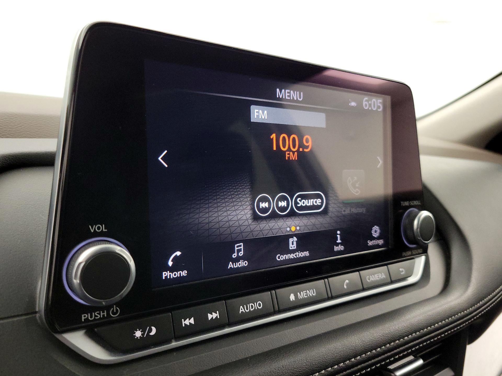 Thumbnail: 2023 Nissan Rogue - 15