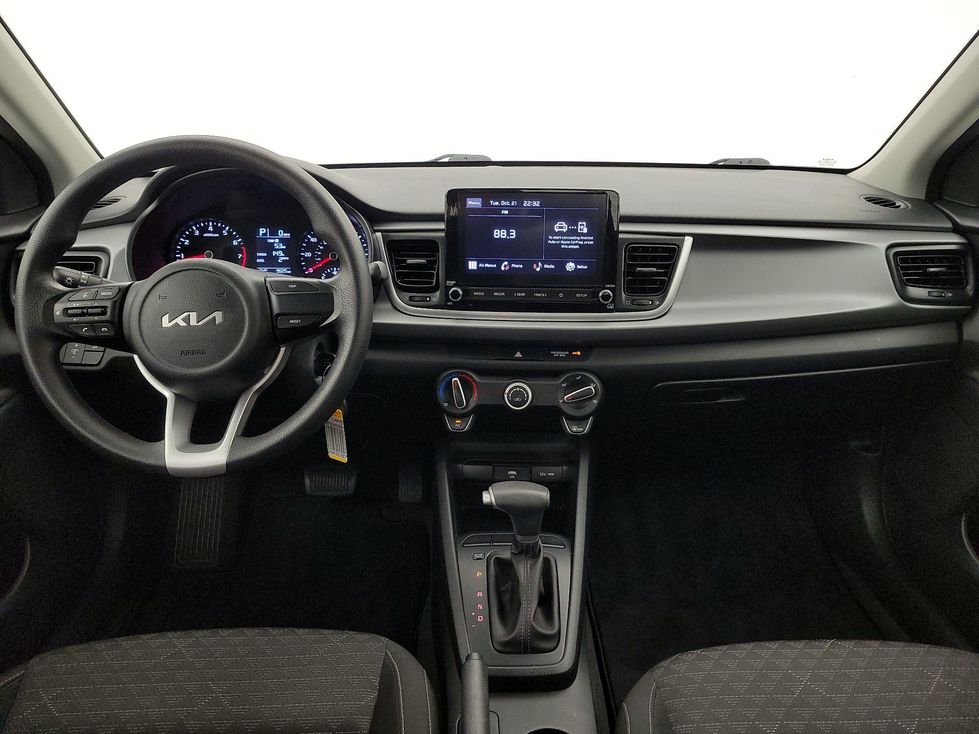 Thumbnail: 2022 Kia Rio - 9