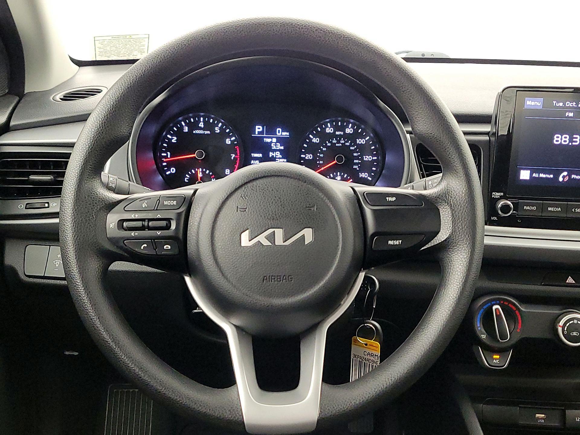 Thumbnail: 2022 Kia Rio - 10