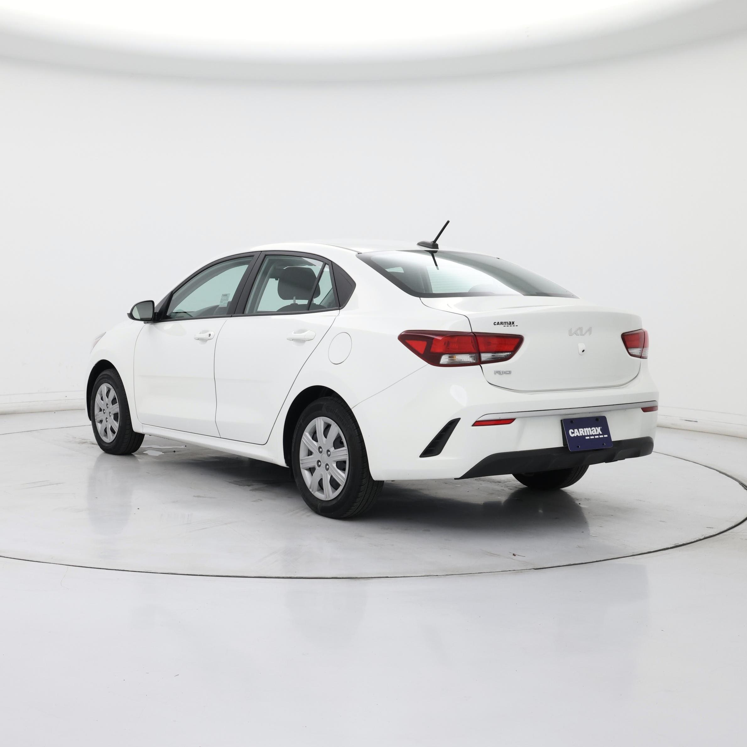 Thumbnail: 2022 Kia Rio - 2