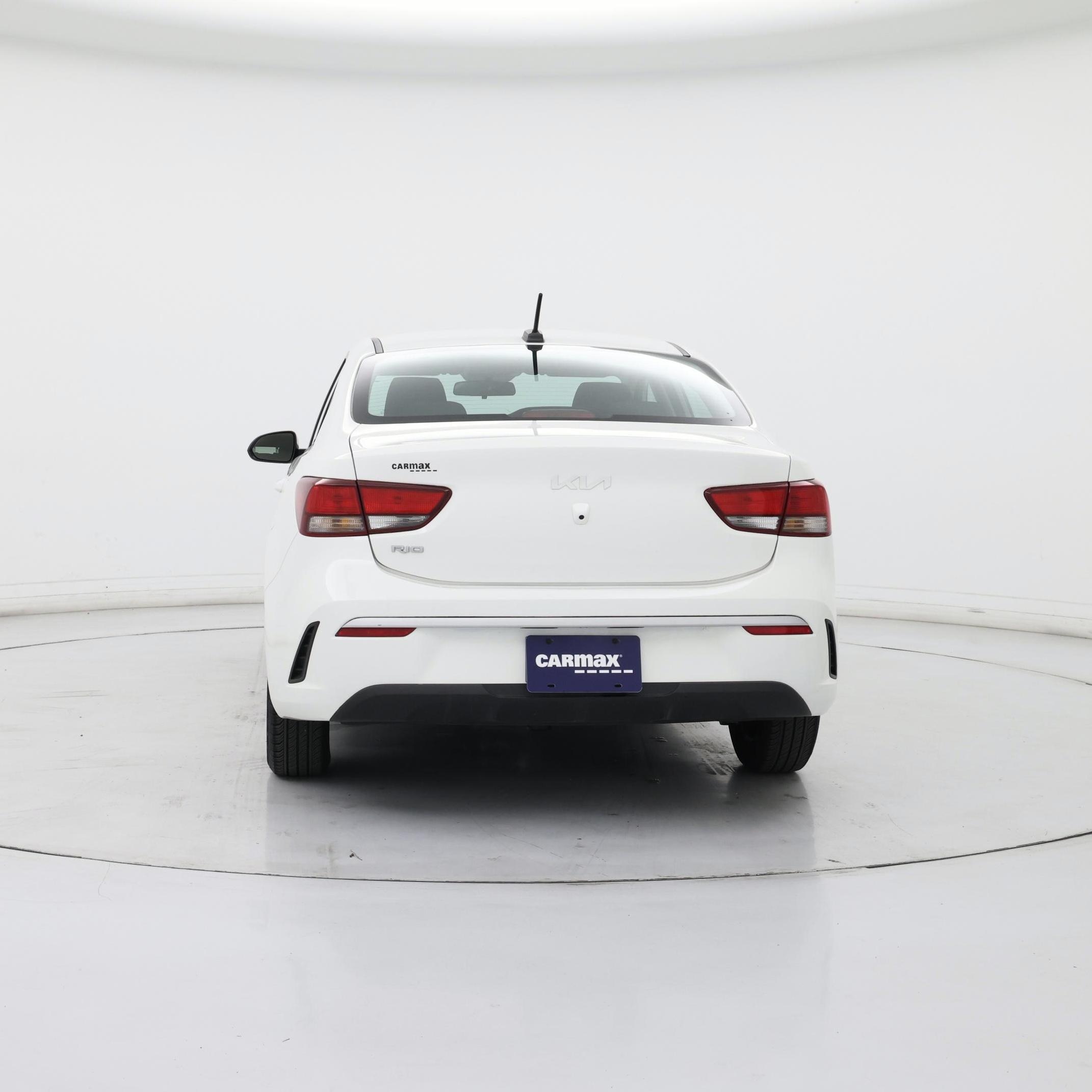 Thumbnail: 2022 Kia Rio - 6