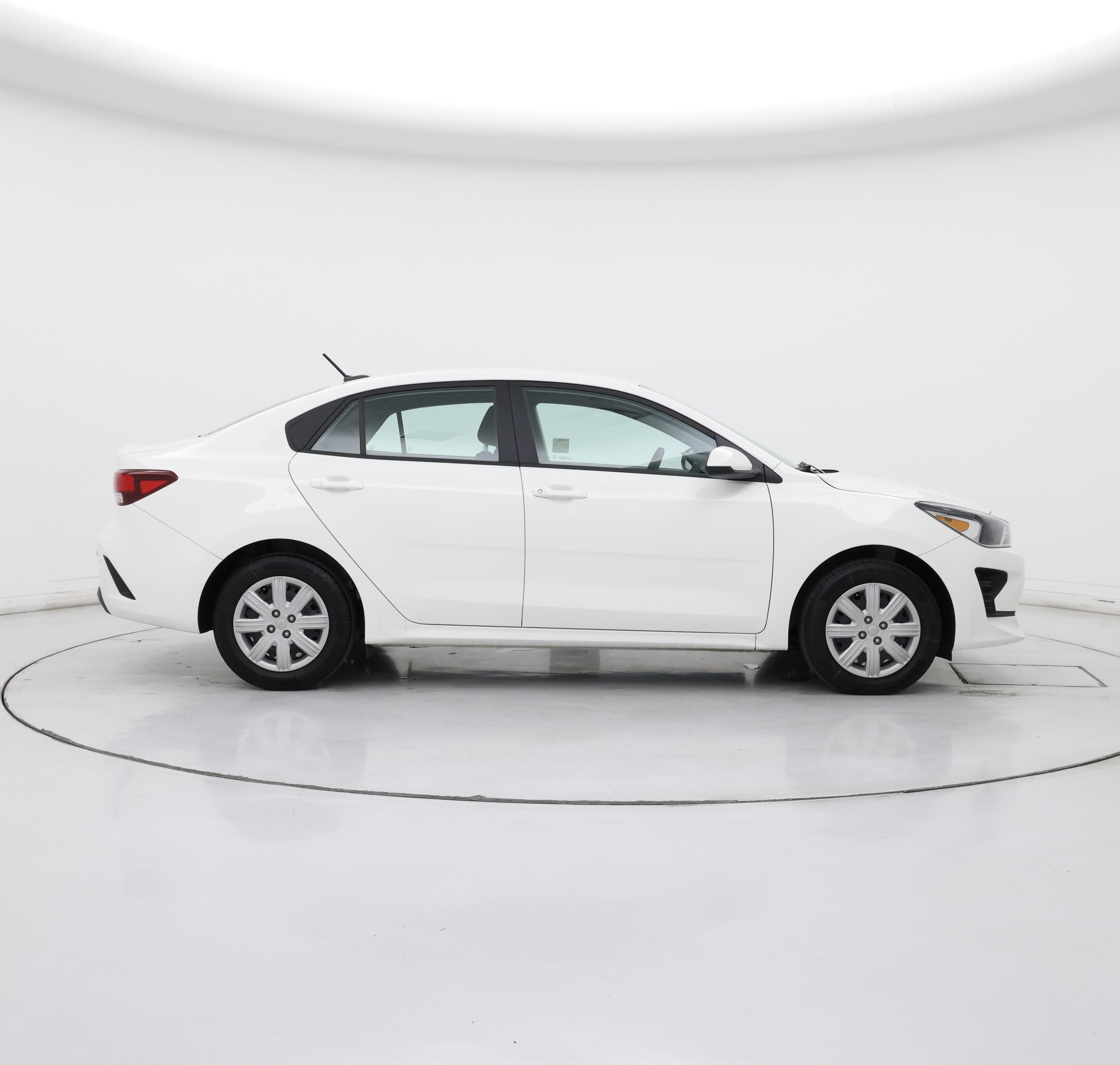 Thumbnail: 2022 Kia Rio - 7
