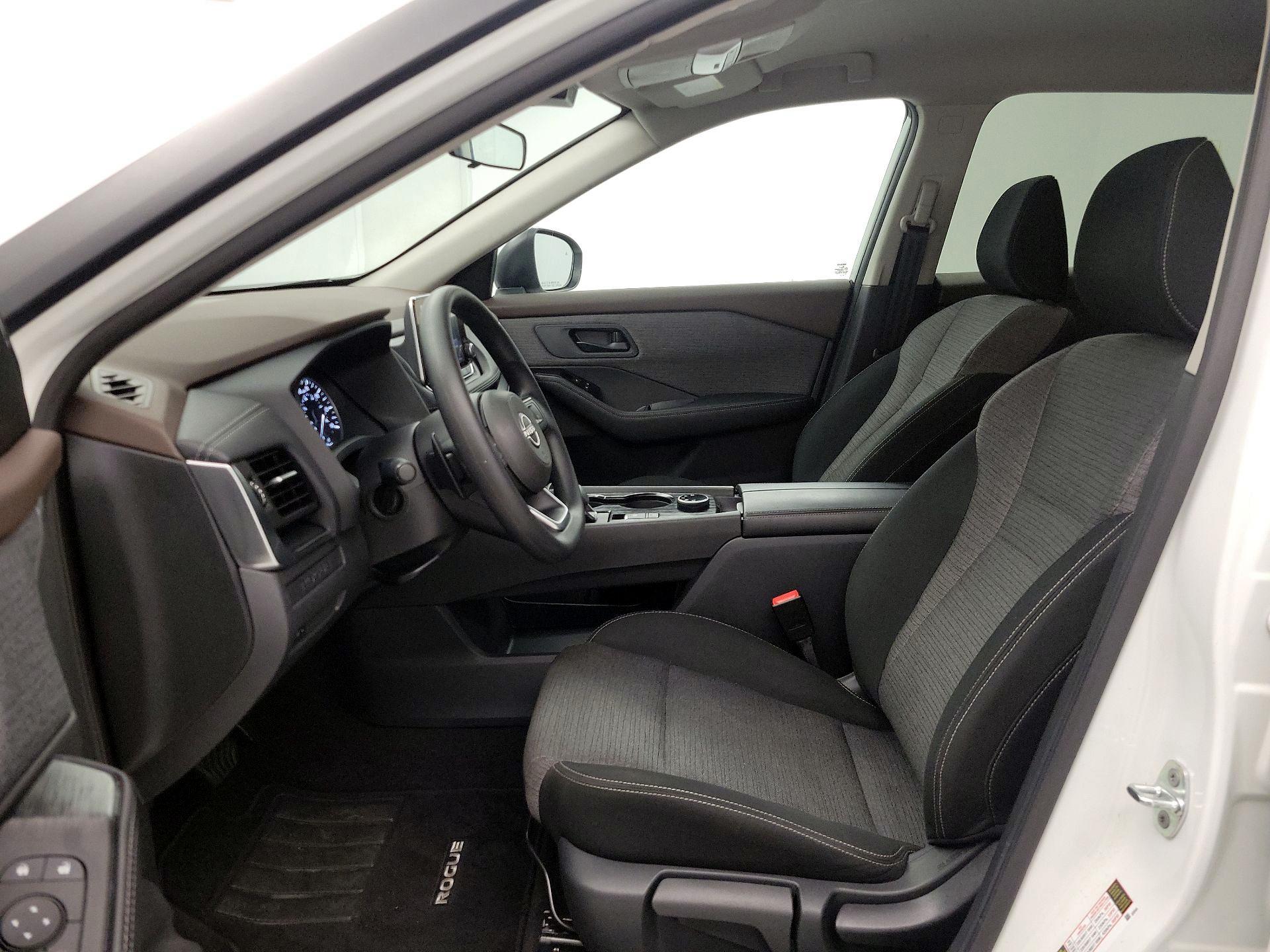 Thumbnail: 2022 Nissan Rogue - 11