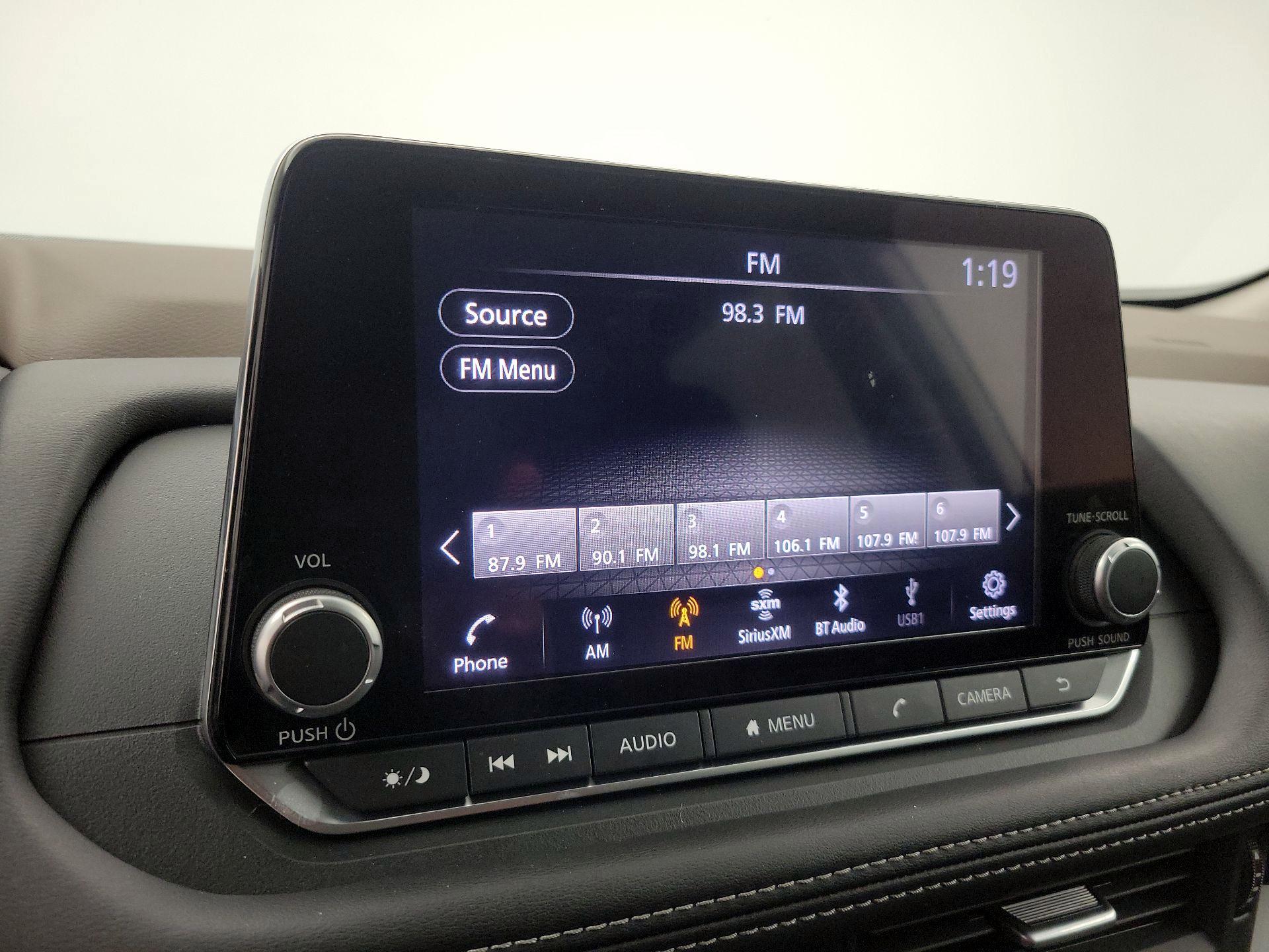 Thumbnail: 2022 Nissan Rogue - 15