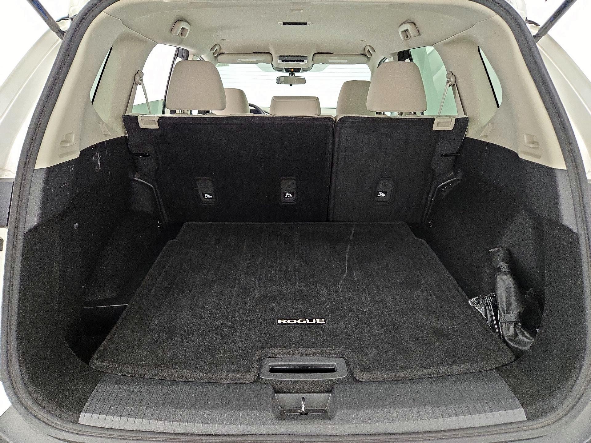 Thumbnail: 2022 Nissan Rogue - 20