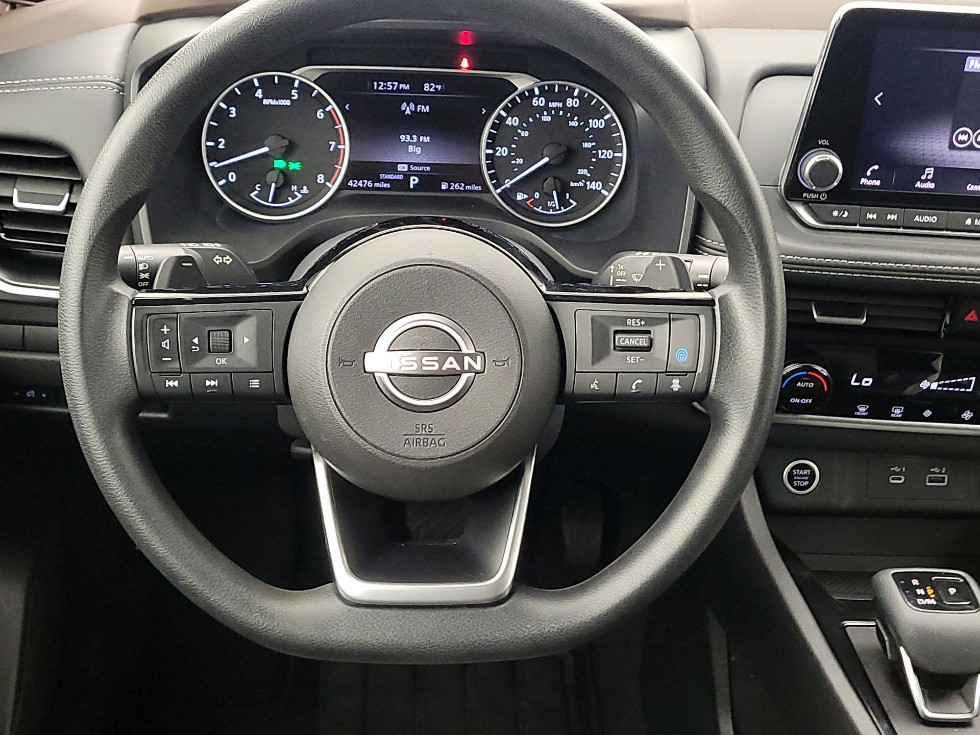 Thumbnail: 2022 Nissan Rogue - 10