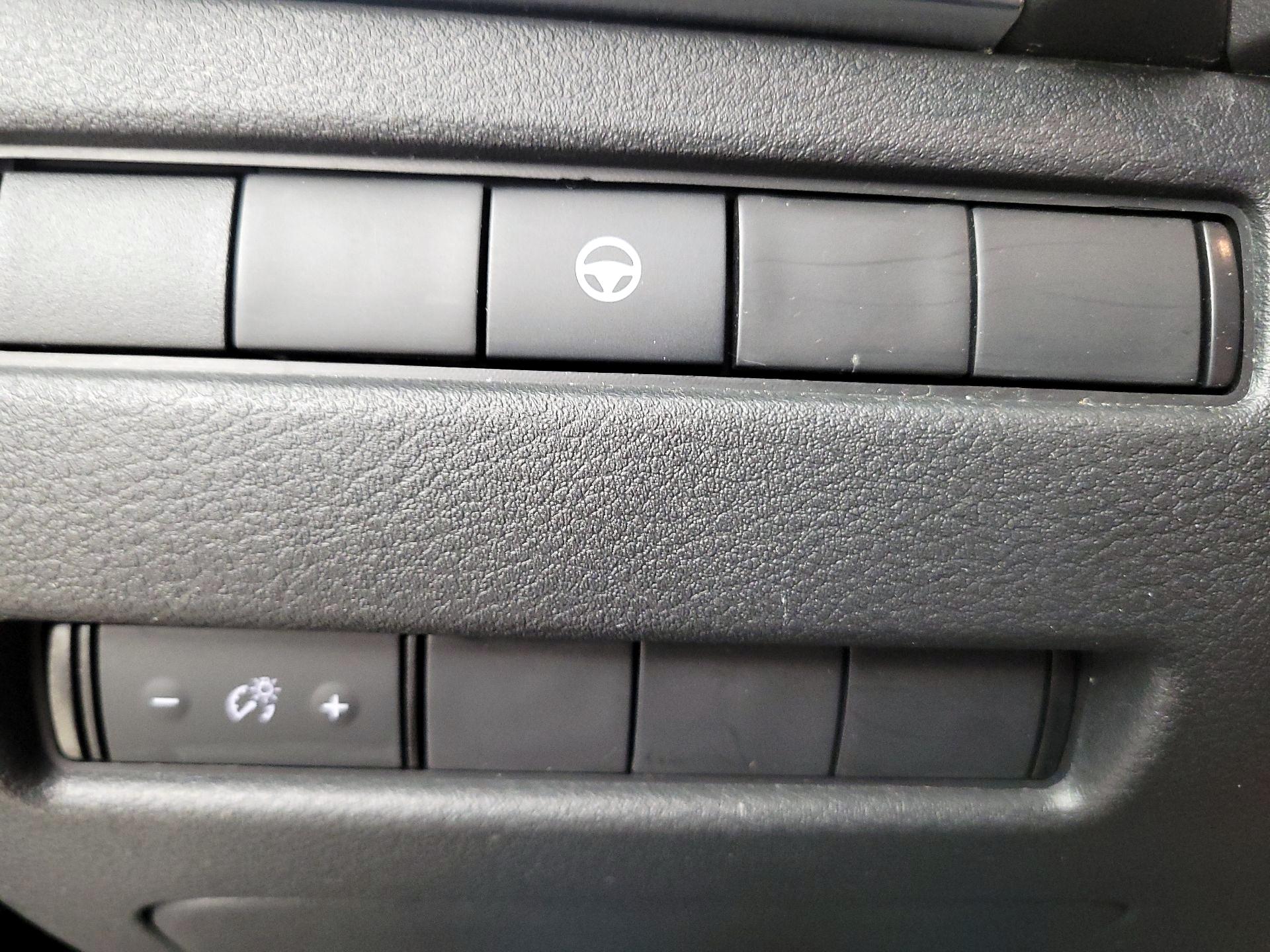 Thumbnail: 2022 Nissan Rogue - 13