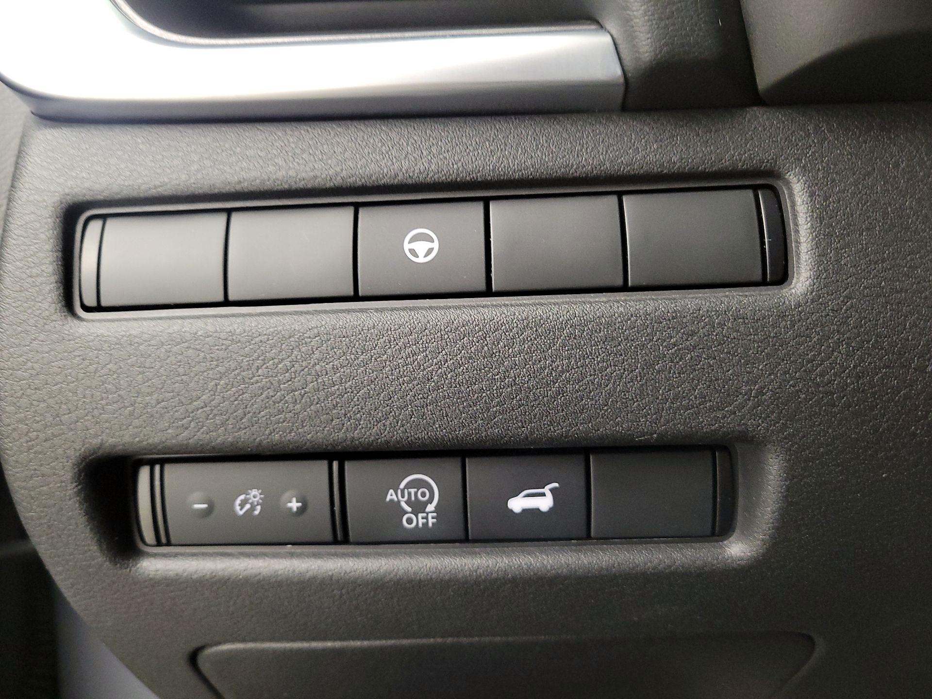 Thumbnail: 2023 Nissan Rogue - 13