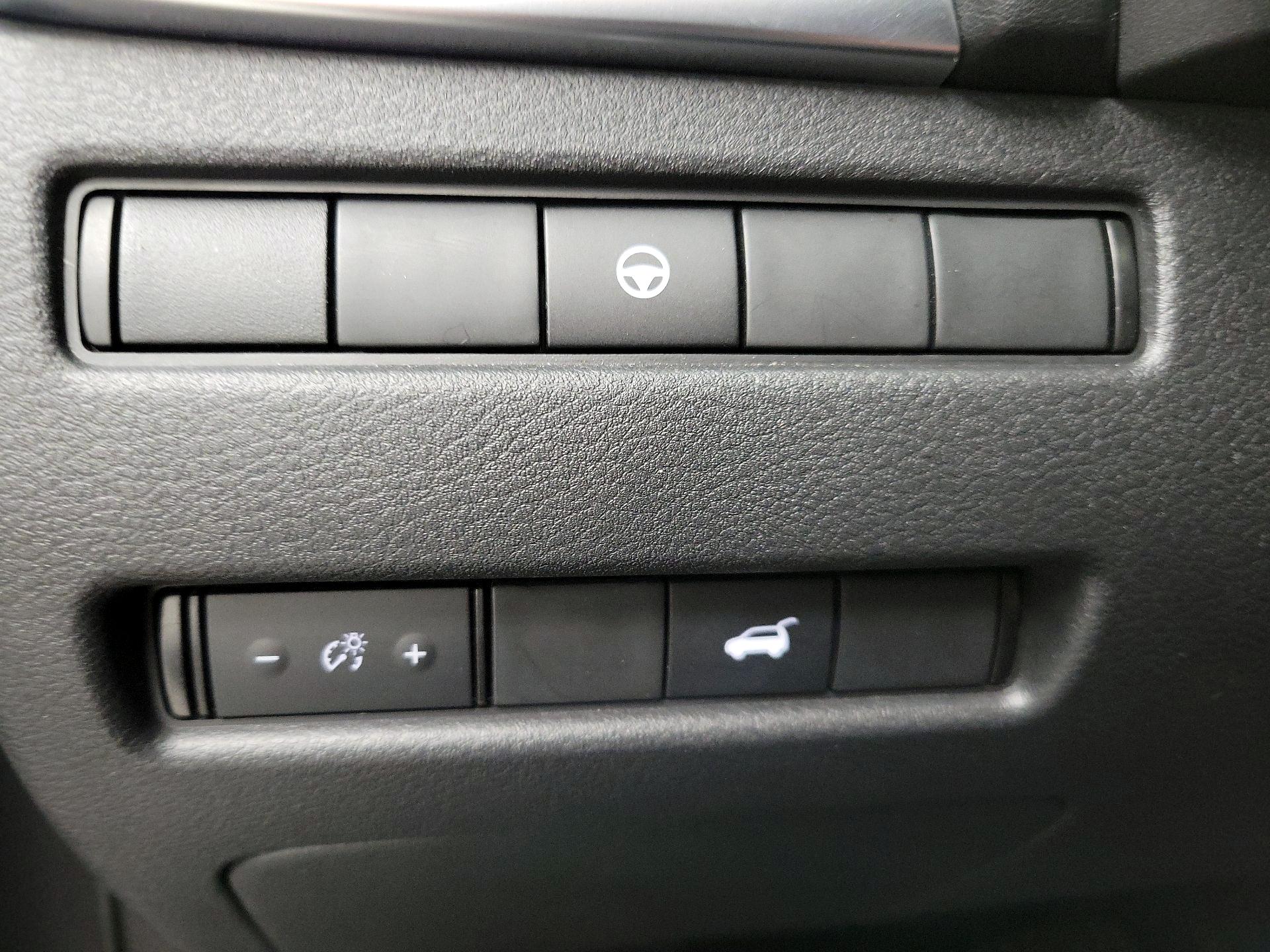 Thumbnail: 2022 Nissan Rogue - 13