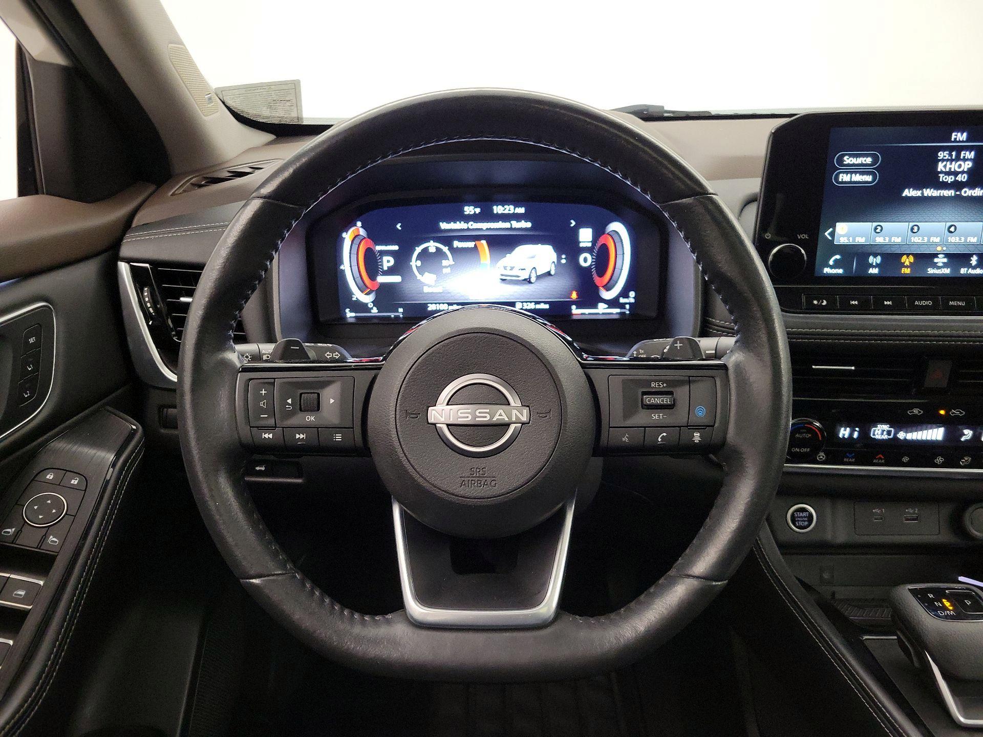 Thumbnail: 2022 Nissan Rogue - 10