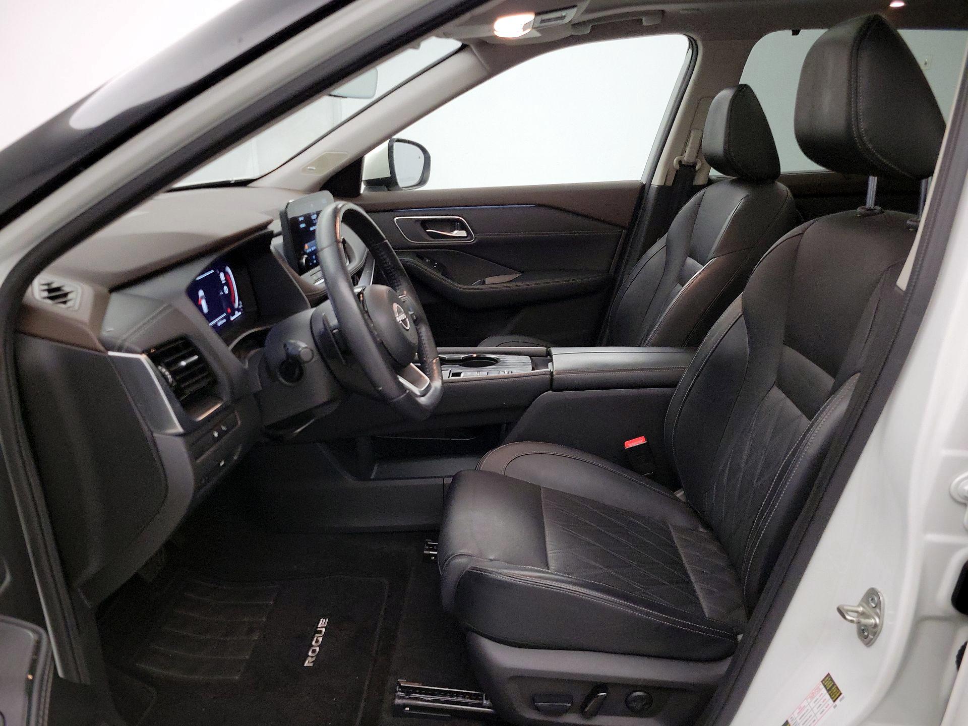 Thumbnail: 2022 Nissan Rogue - 11