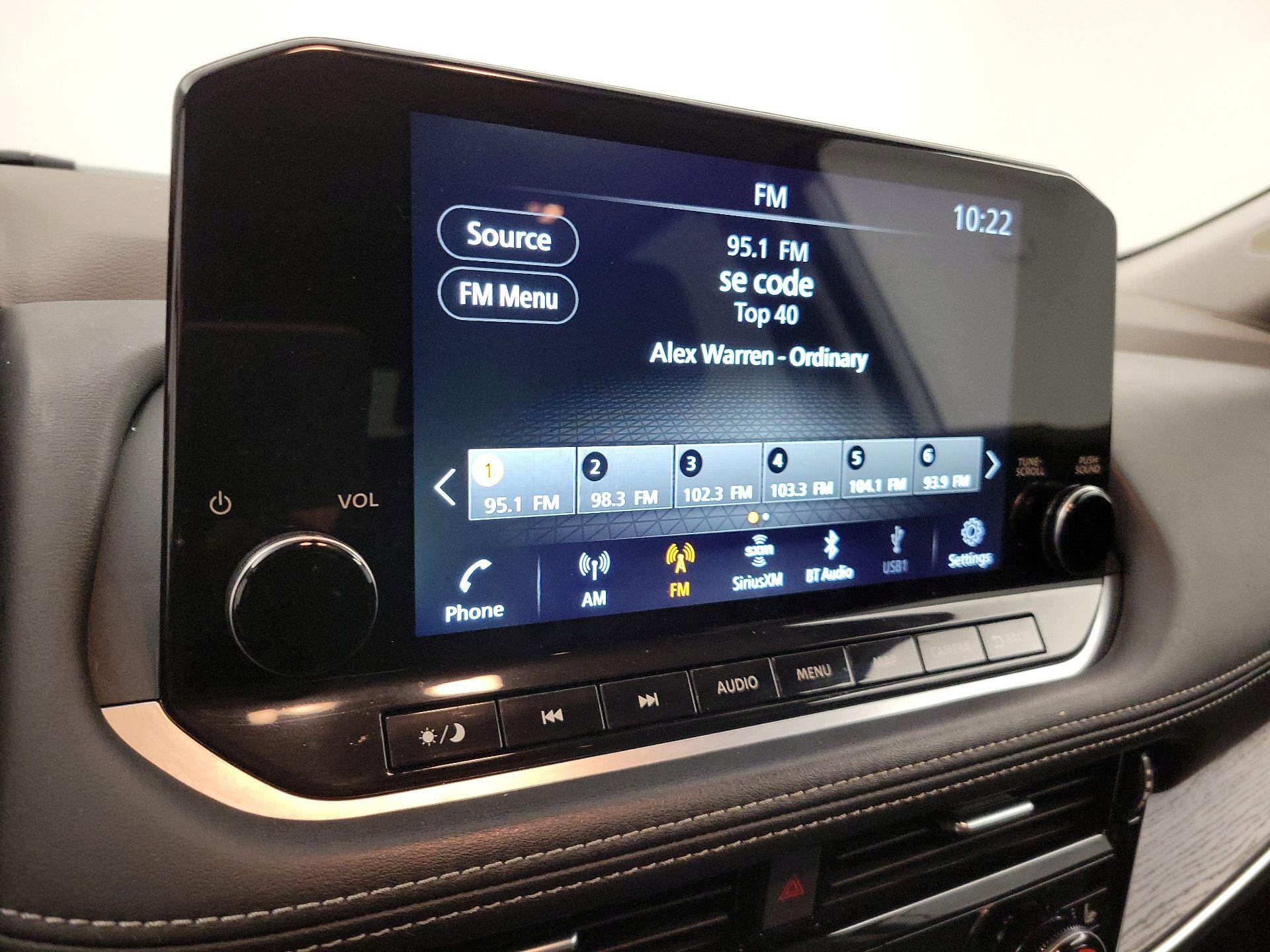 Thumbnail: 2022 Nissan Rogue - 15