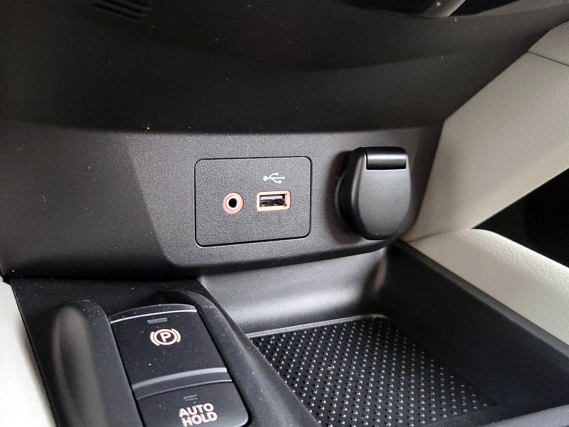 Thumbnail: 2022 Nissan Rogue Sport - 19