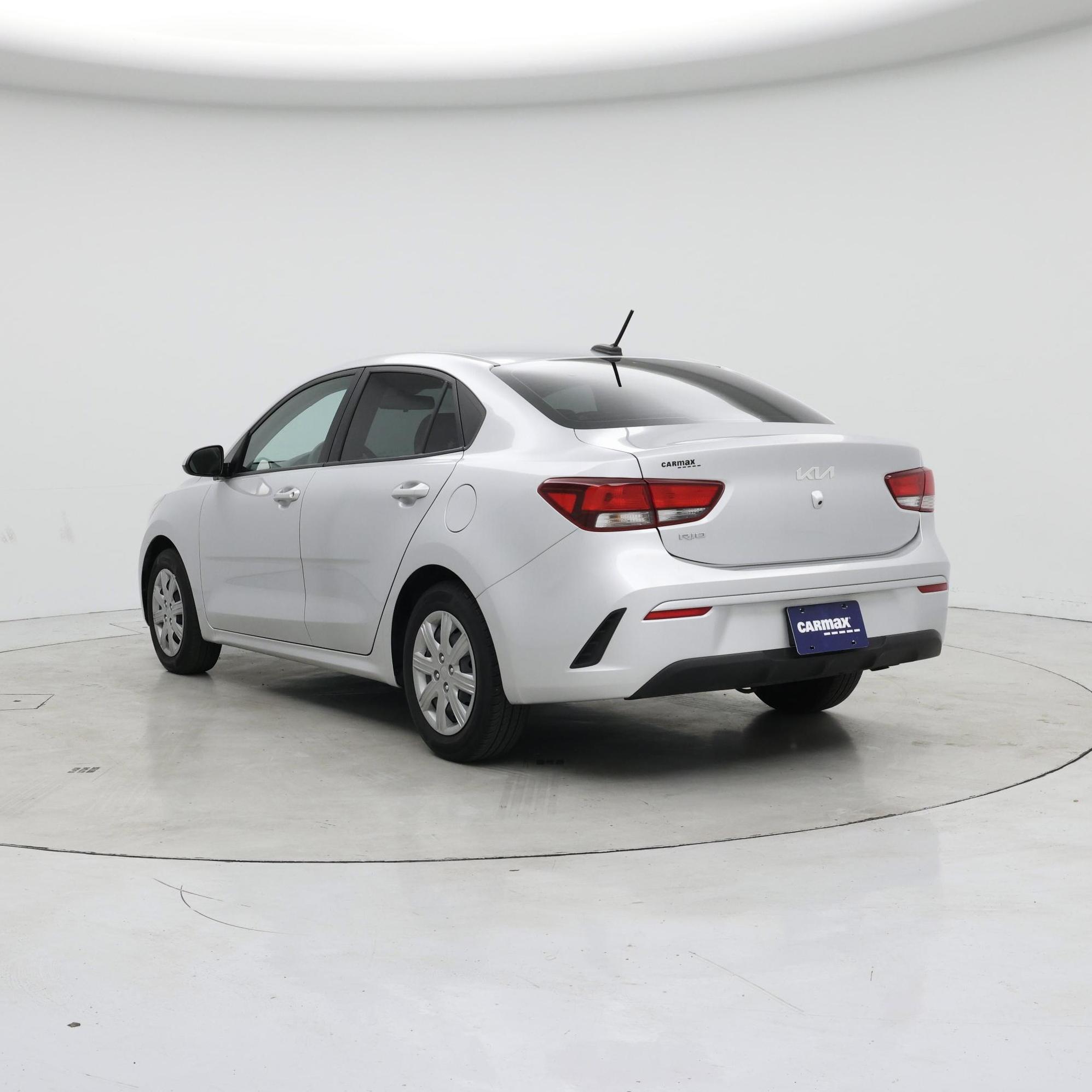 Thumbnail: 2022 Kia Rio - 2