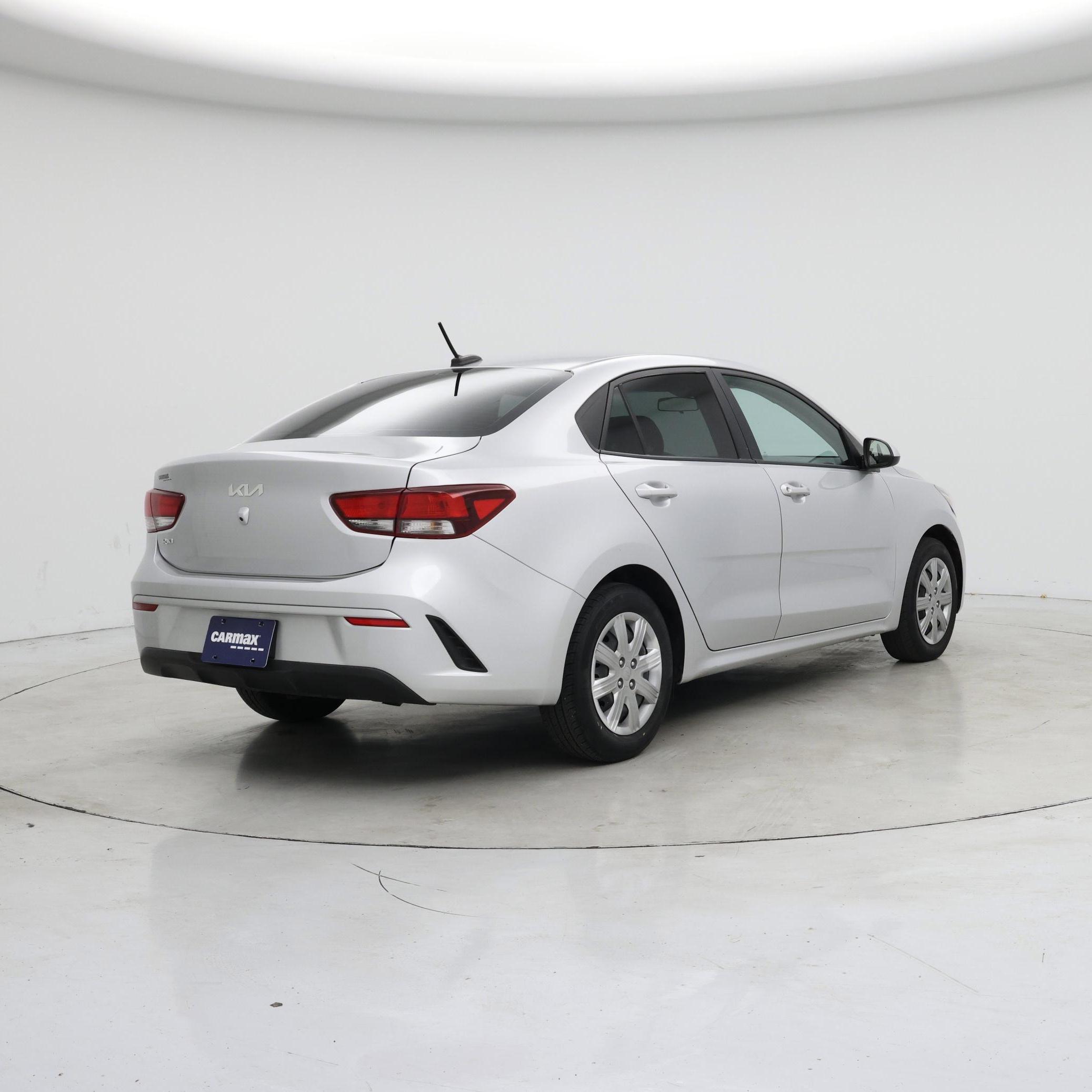 Thumbnail: 2022 Kia Rio - 8