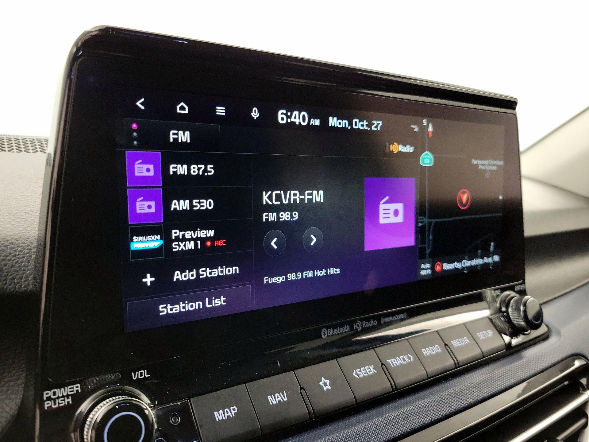 Thumbnail: 2023 Kia Seltos - 16