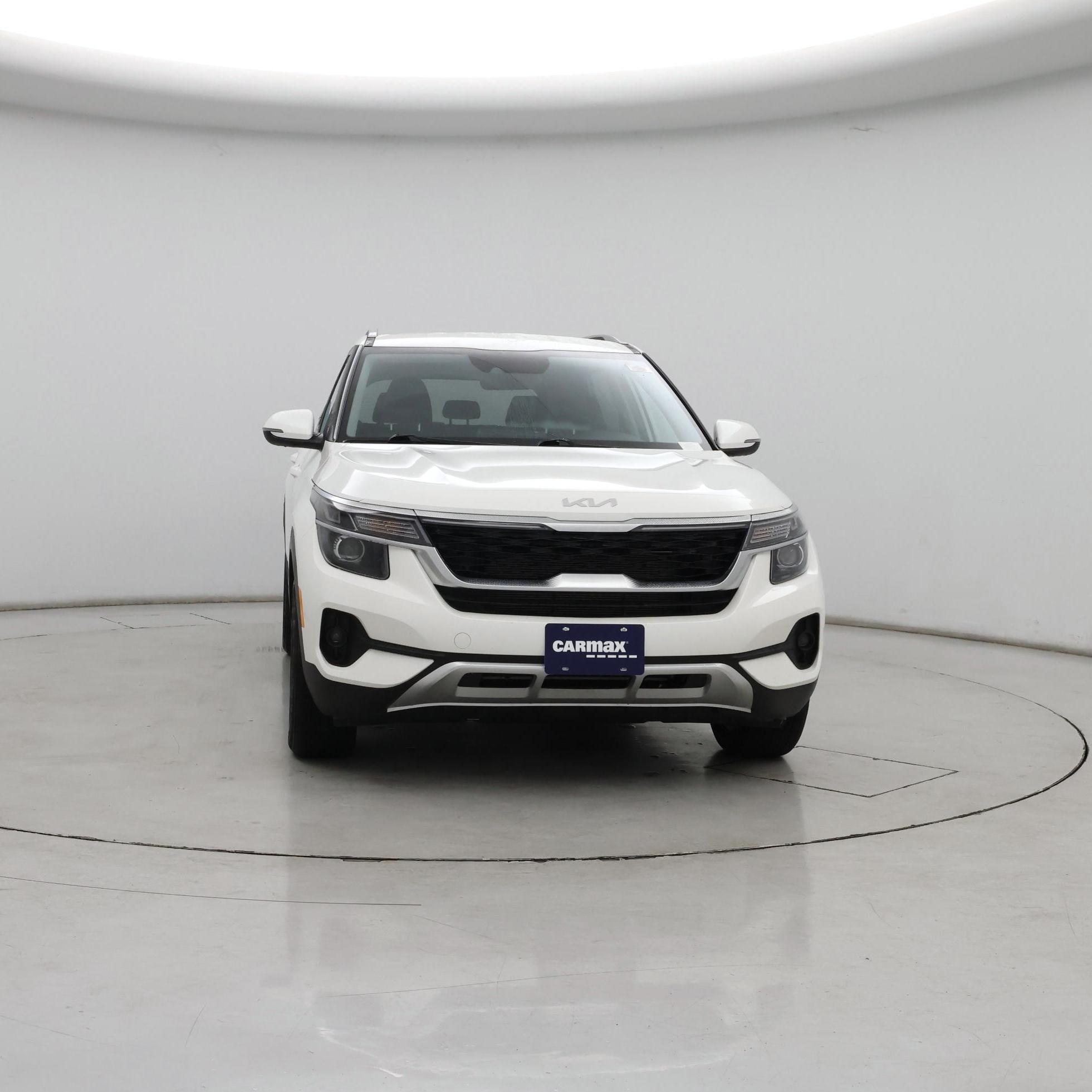 Thumbnail: 2023 Kia Seltos - 5