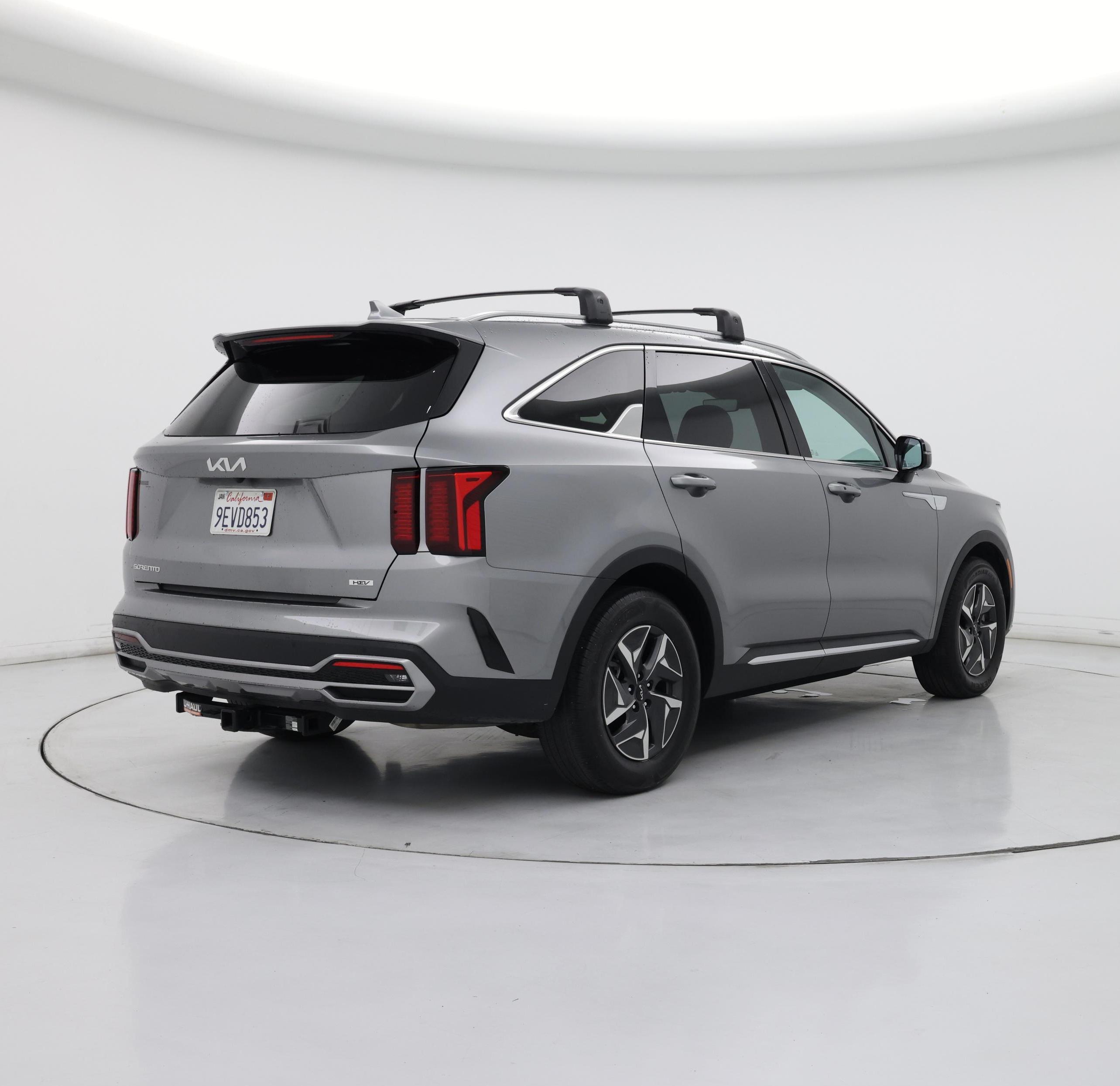 Thumbnail: 2023 Kia Sorento - 8