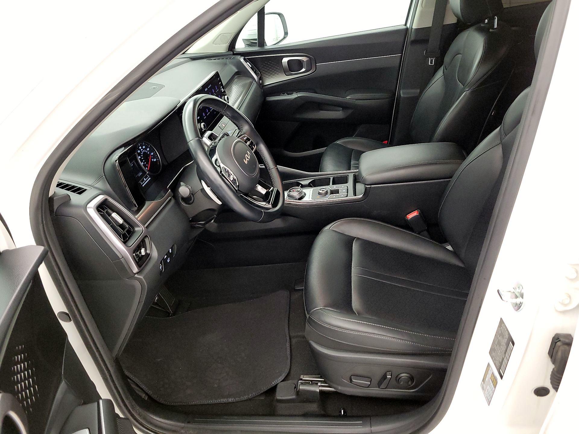 Thumbnail: 2024 Kia Sorento - 11