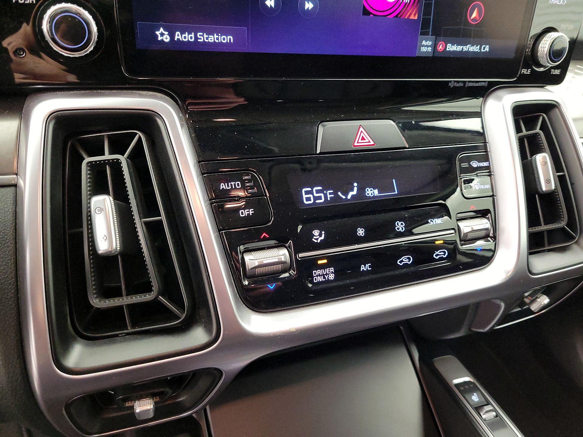 Thumbnail: 2024 Kia Sorento - 16