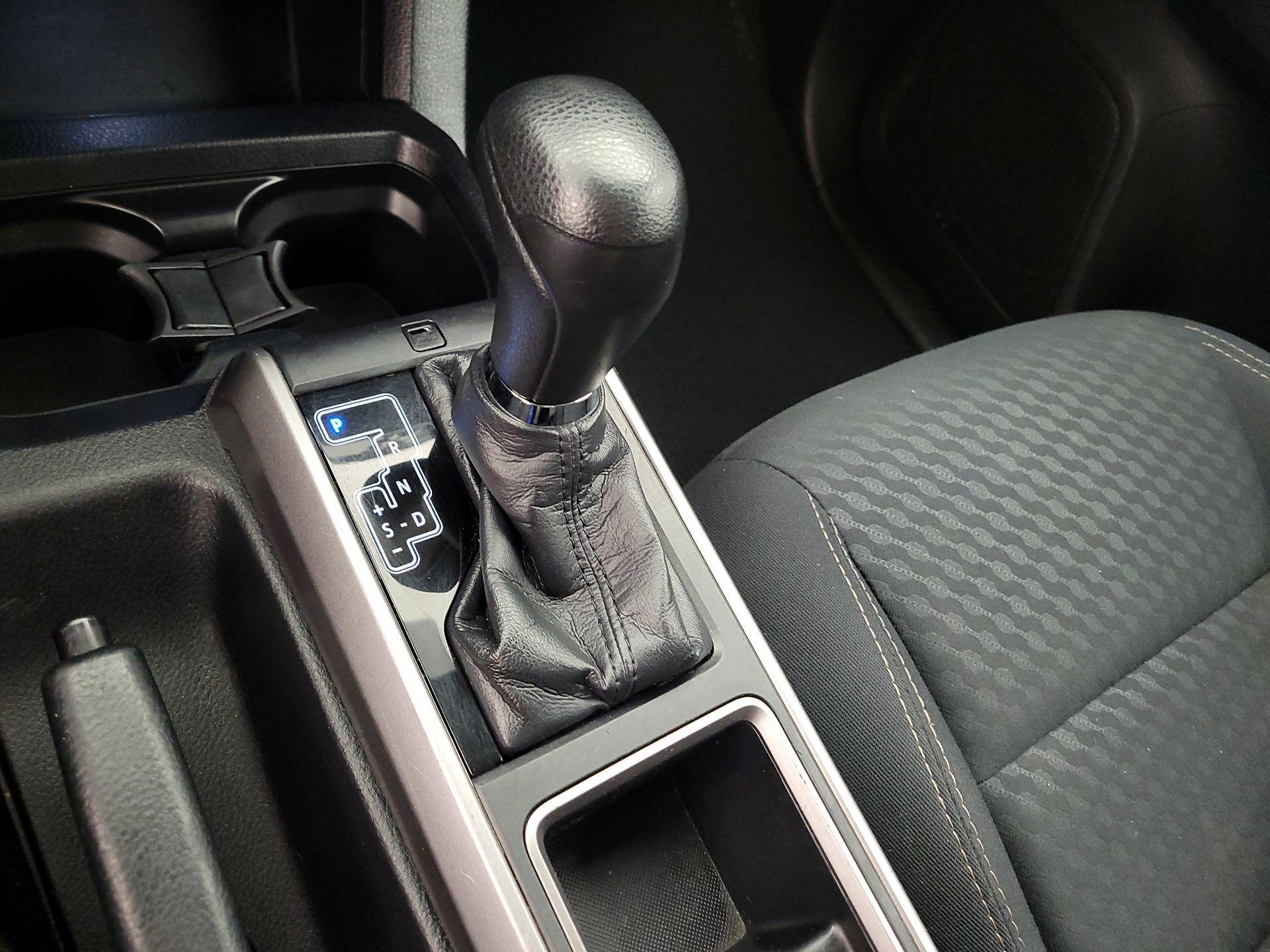 Thumbnail: 2021 Toyota Tacoma - 17