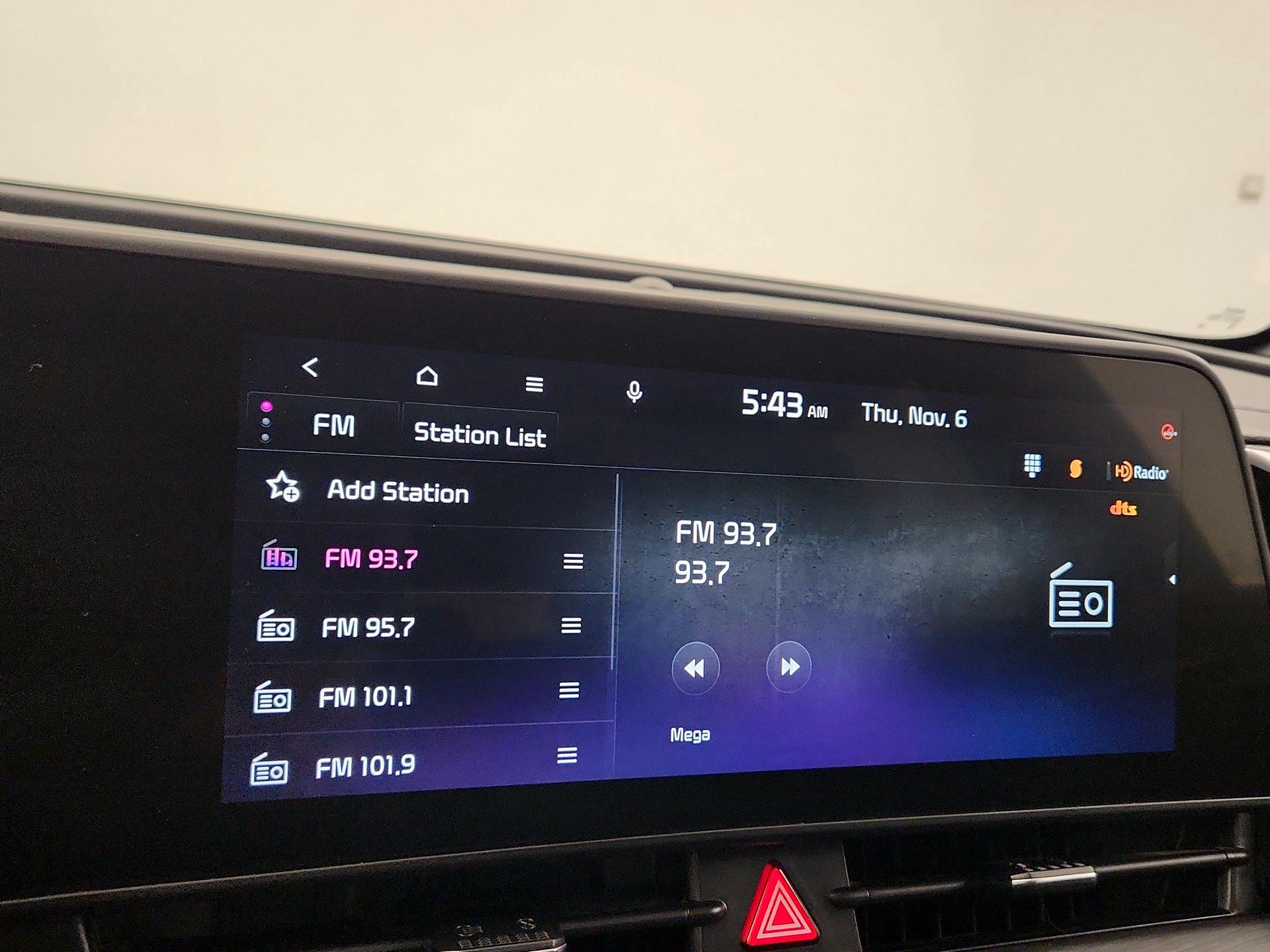 Thumbnail: 2023 Kia Sportage - 16