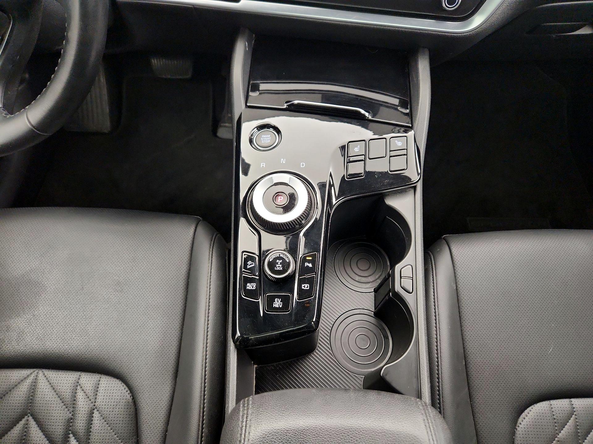 Thumbnail: 2023 Kia Sportage - 18