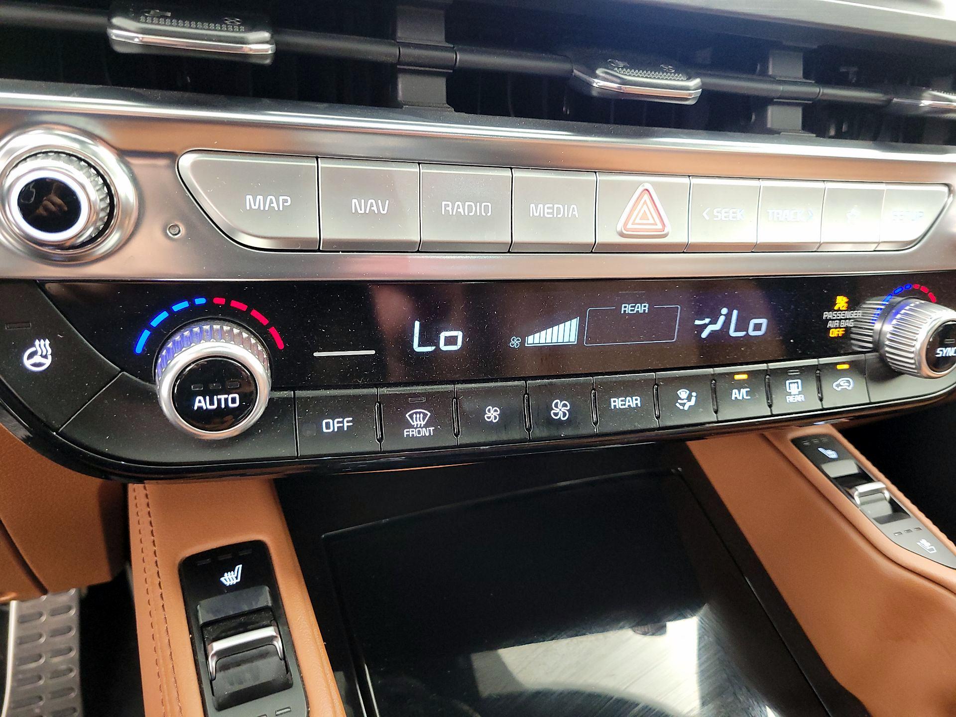 Thumbnail: 2023 Kia Telluride - 17