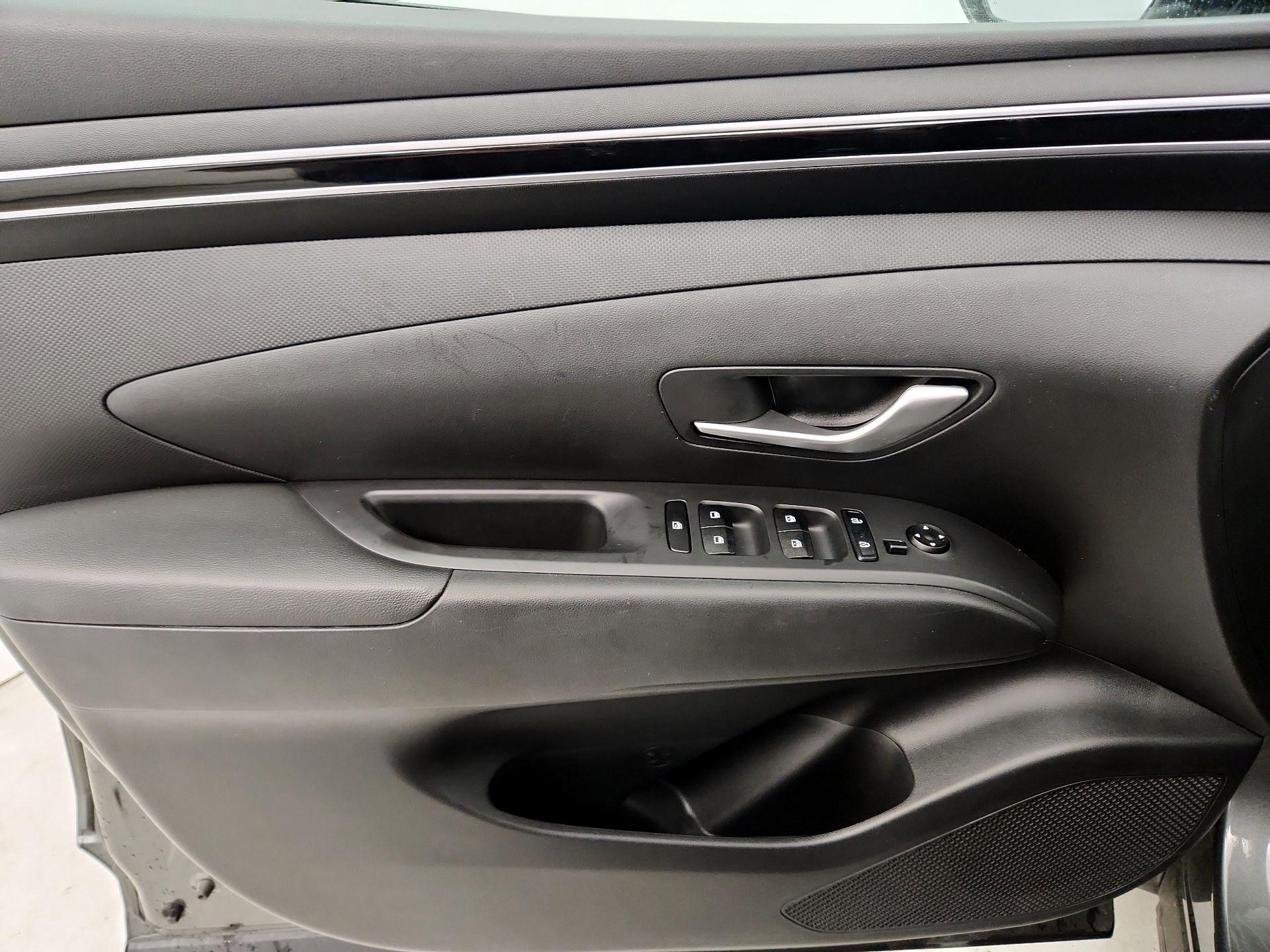 Thumbnail: 2023 Hyundai Tucson - 12