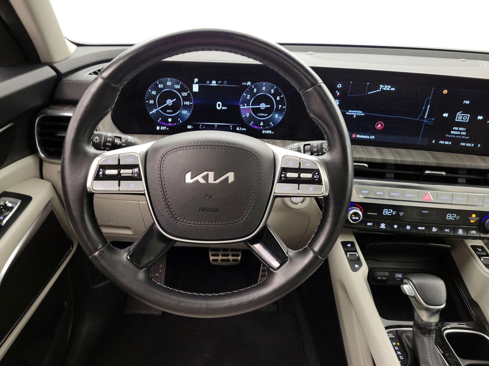 Thumbnail: 2023 Kia Telluride - 10