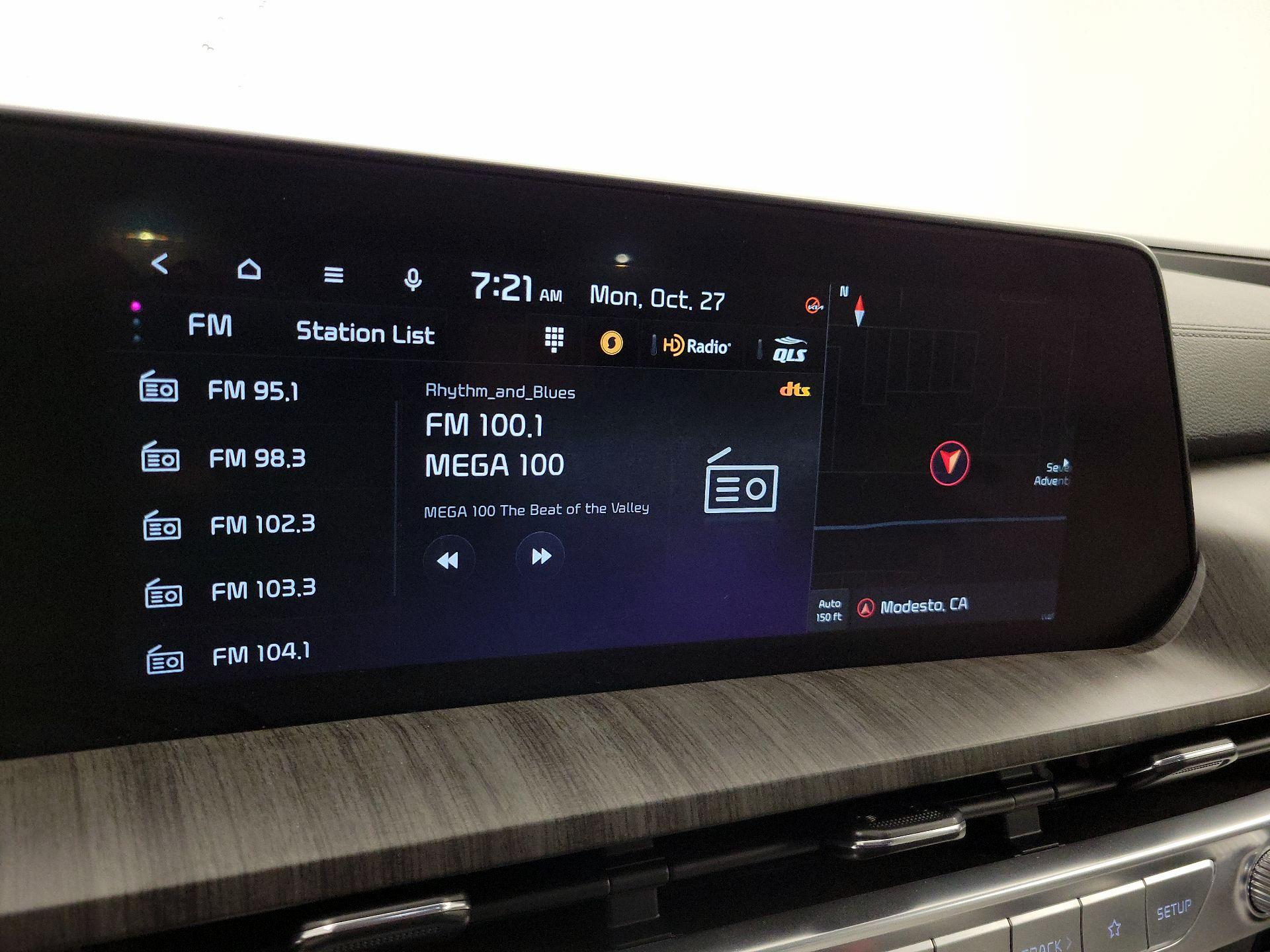 Thumbnail: 2023 Kia Telluride - 16