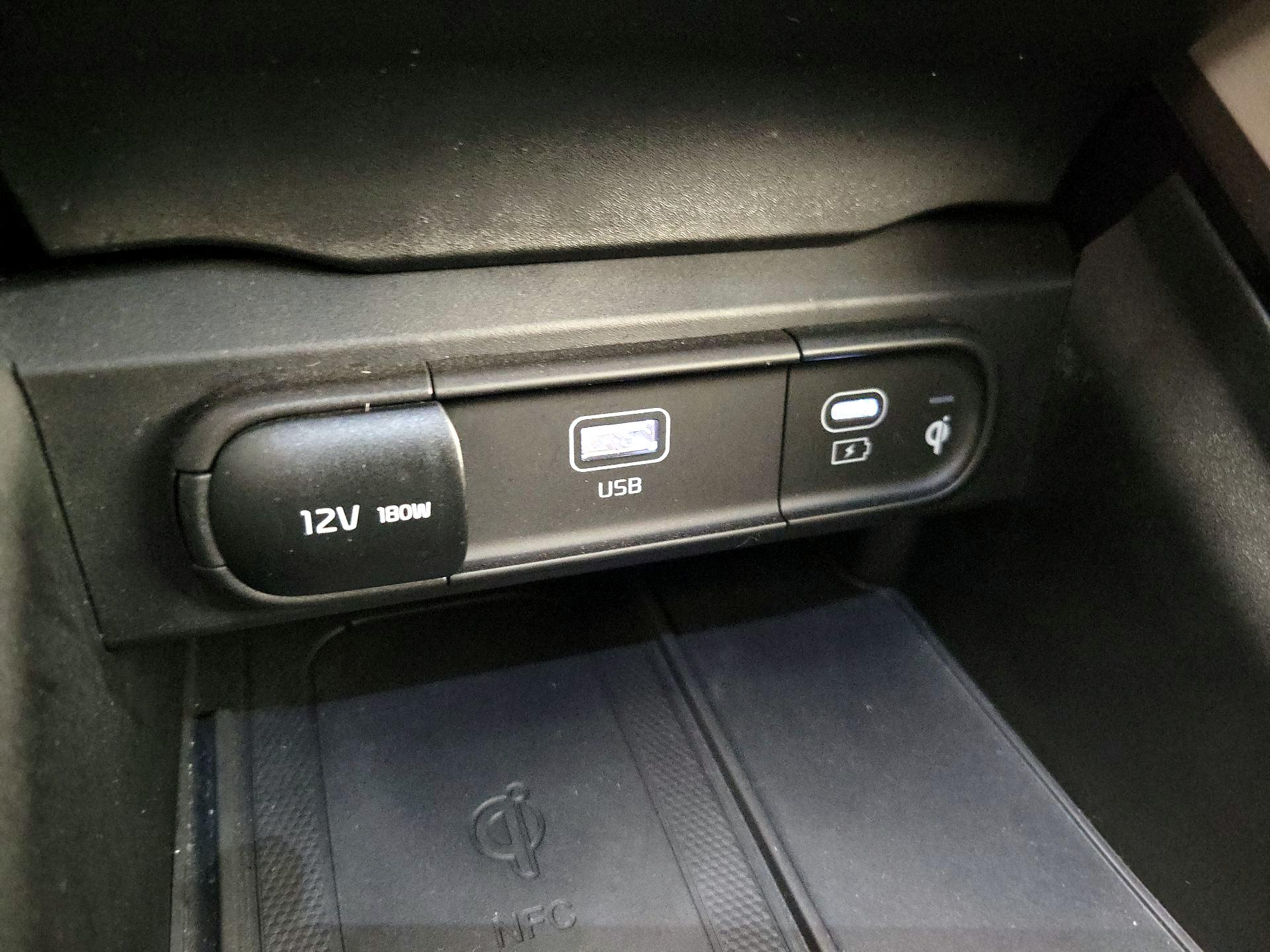 Thumbnail: 2023 Kia Telluride - 19