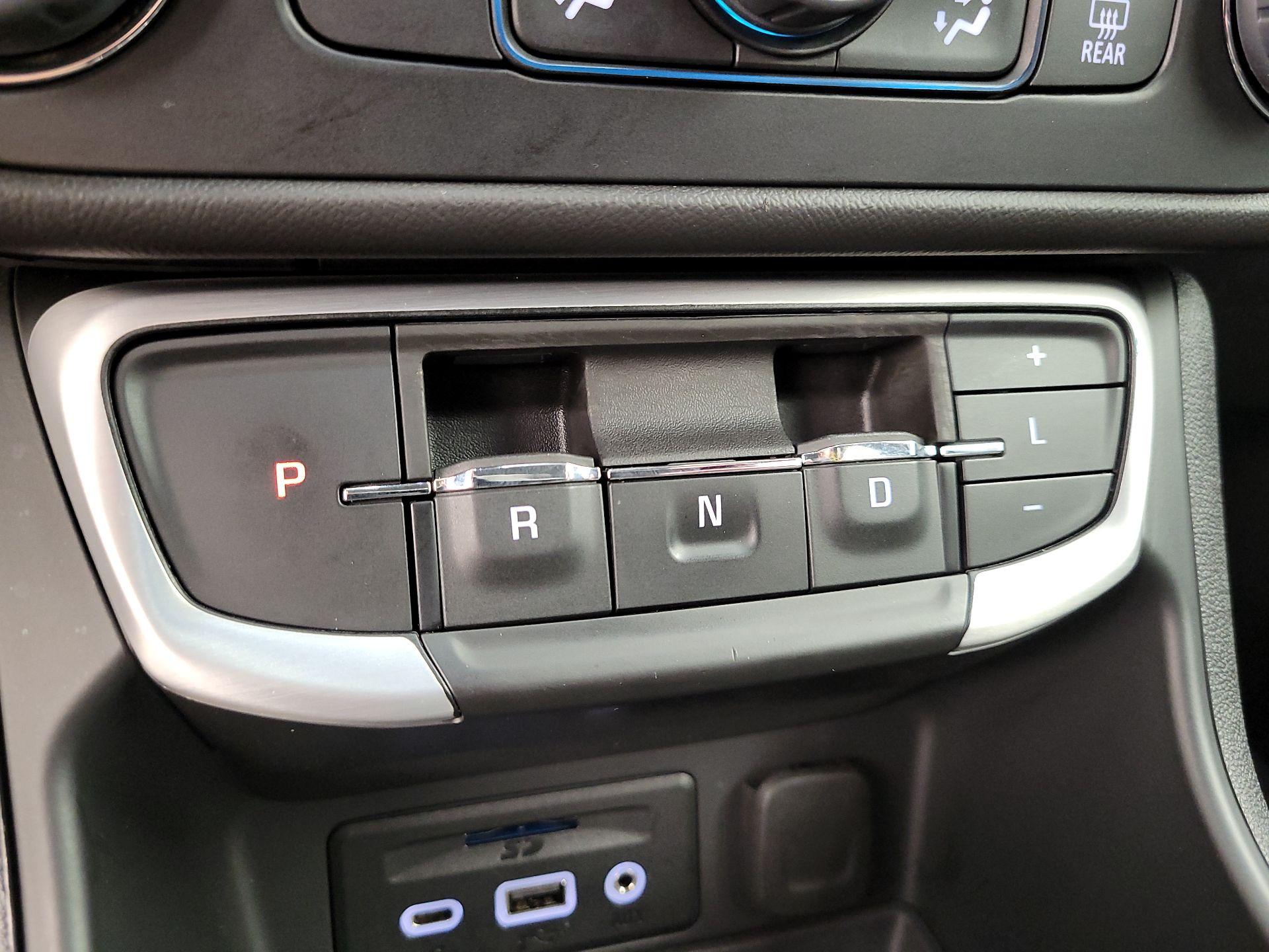 Thumbnail: 2023 GMC Terrain - 17