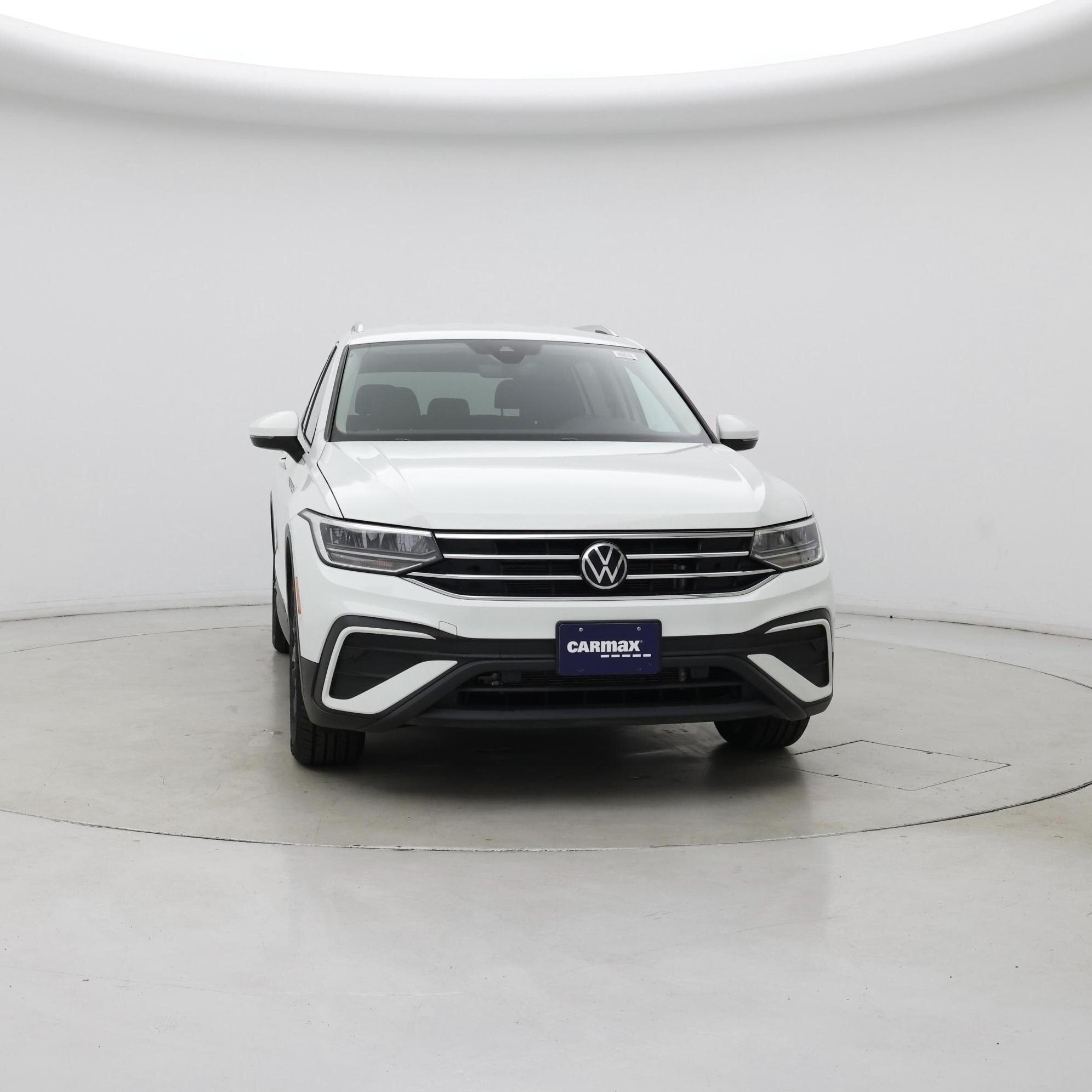 Thumbnail: 2022 Volkswagen Tiguan - 5