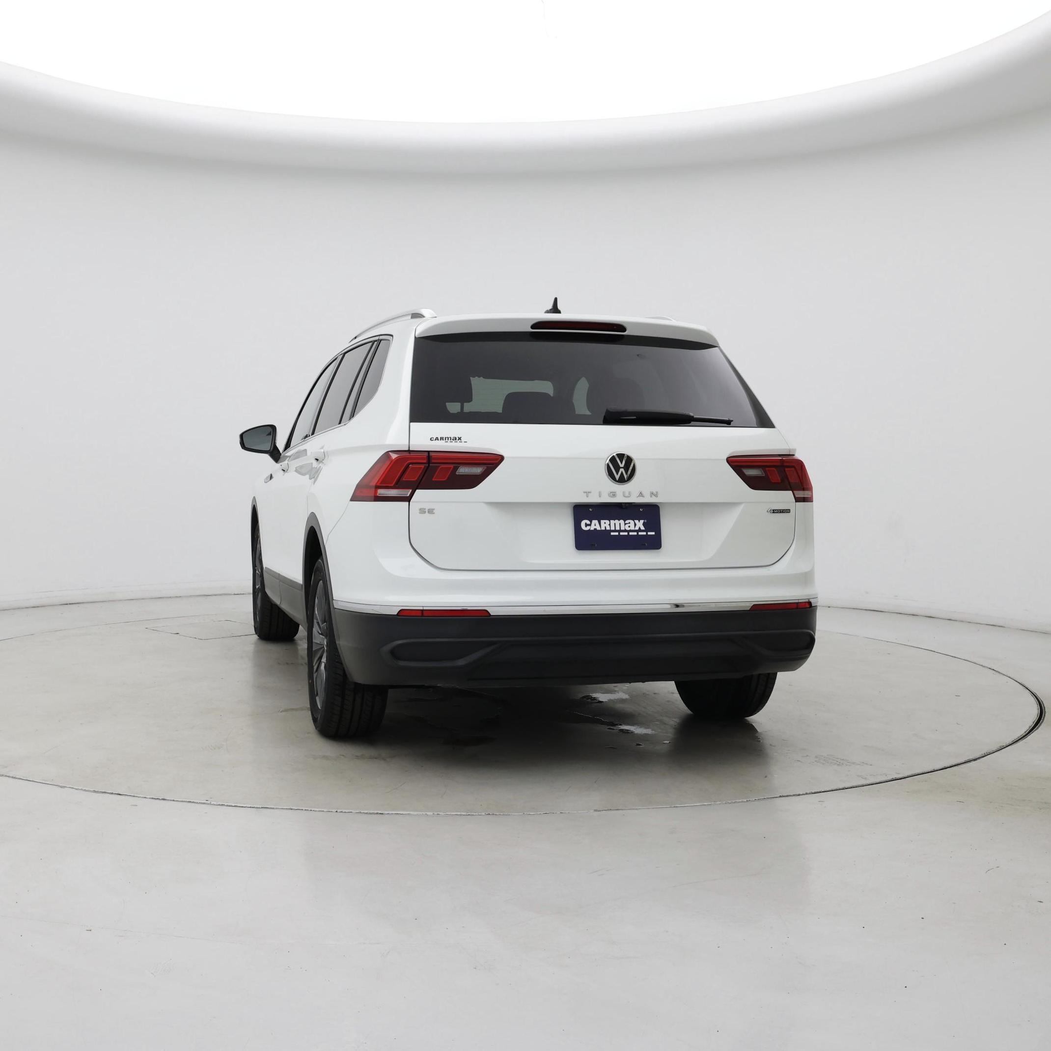 Thumbnail: 2022 Volkswagen Tiguan - 6