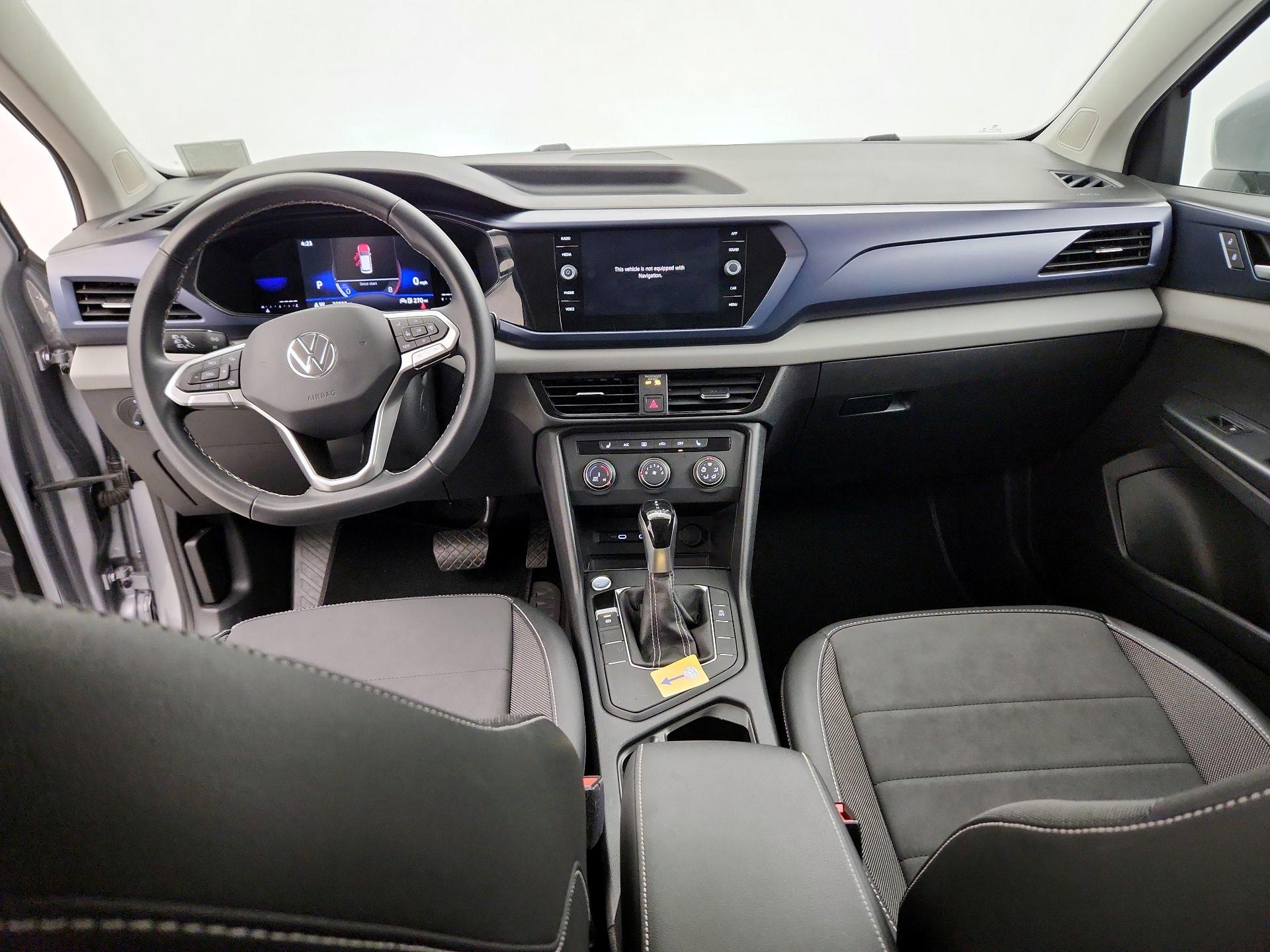 Thumbnail: 2022 Volkswagen Taos - 9