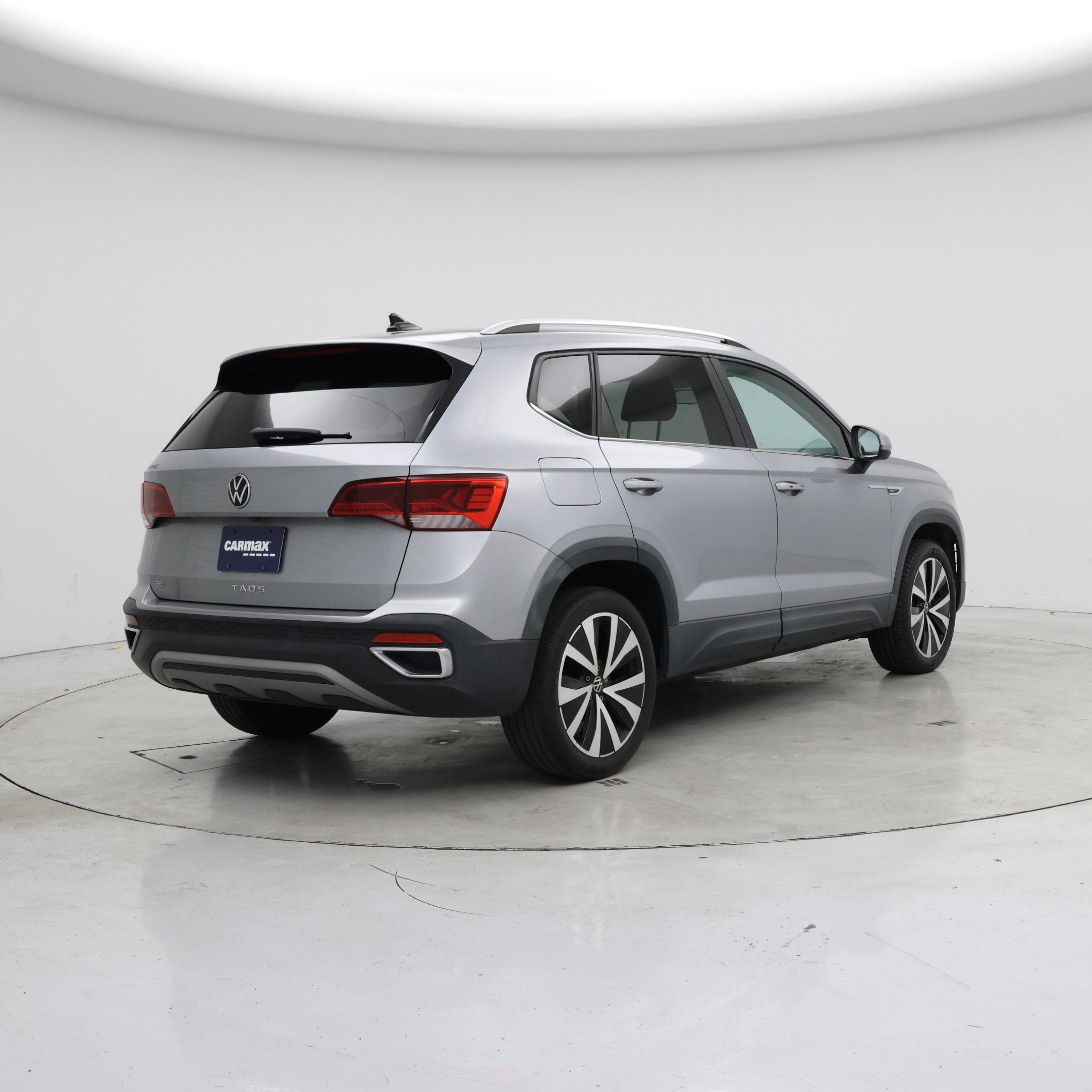 Thumbnail: 2022 Volkswagen Taos - 8