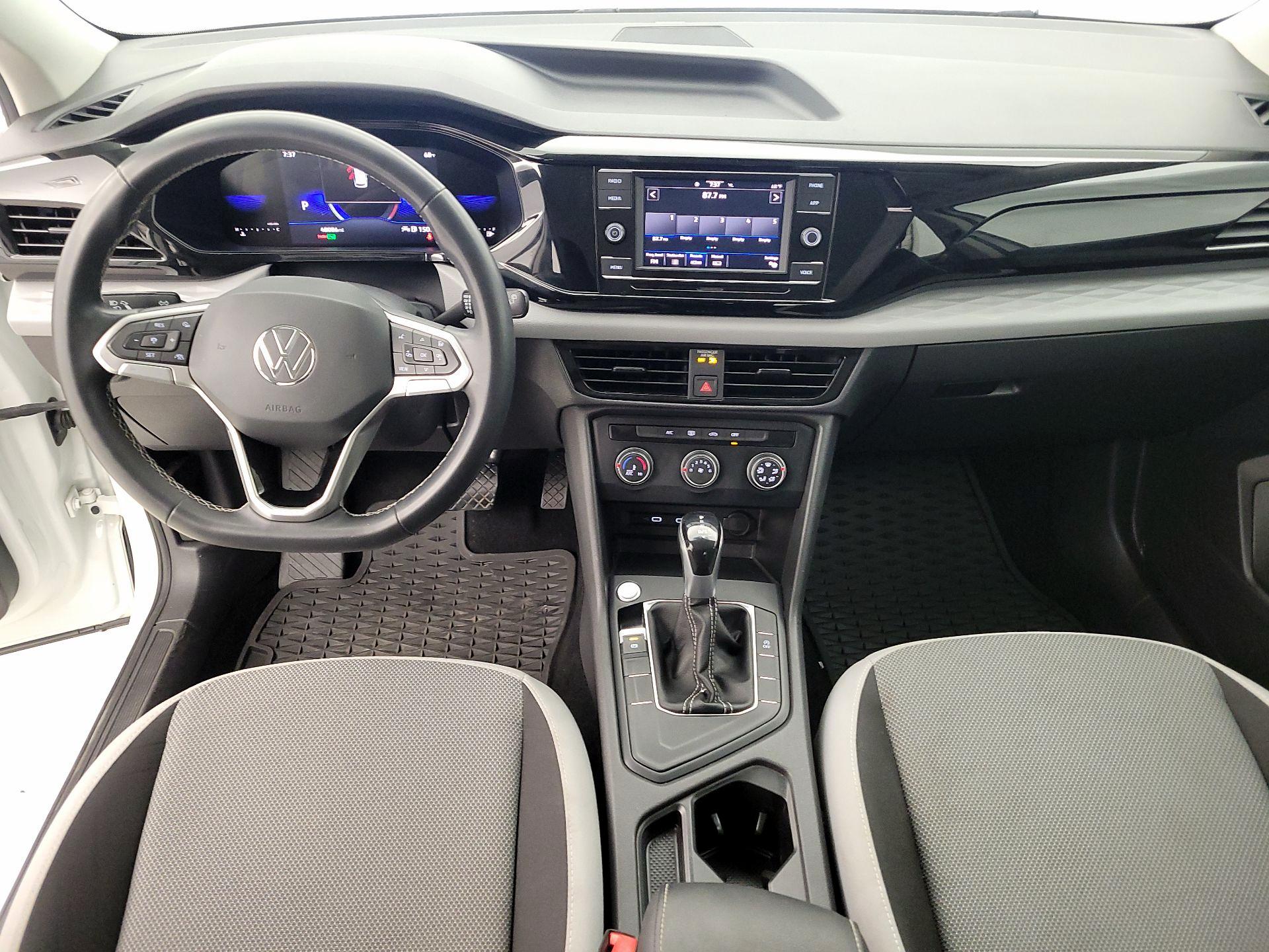 Thumbnail: 2022 Volkswagen Taos - 9