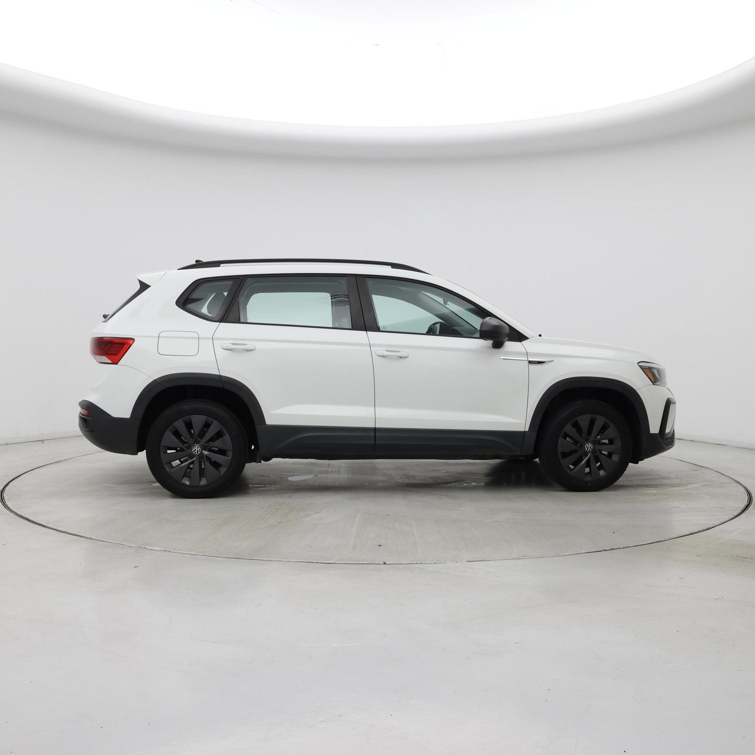 Thumbnail: 2022 Volkswagen Taos - 7