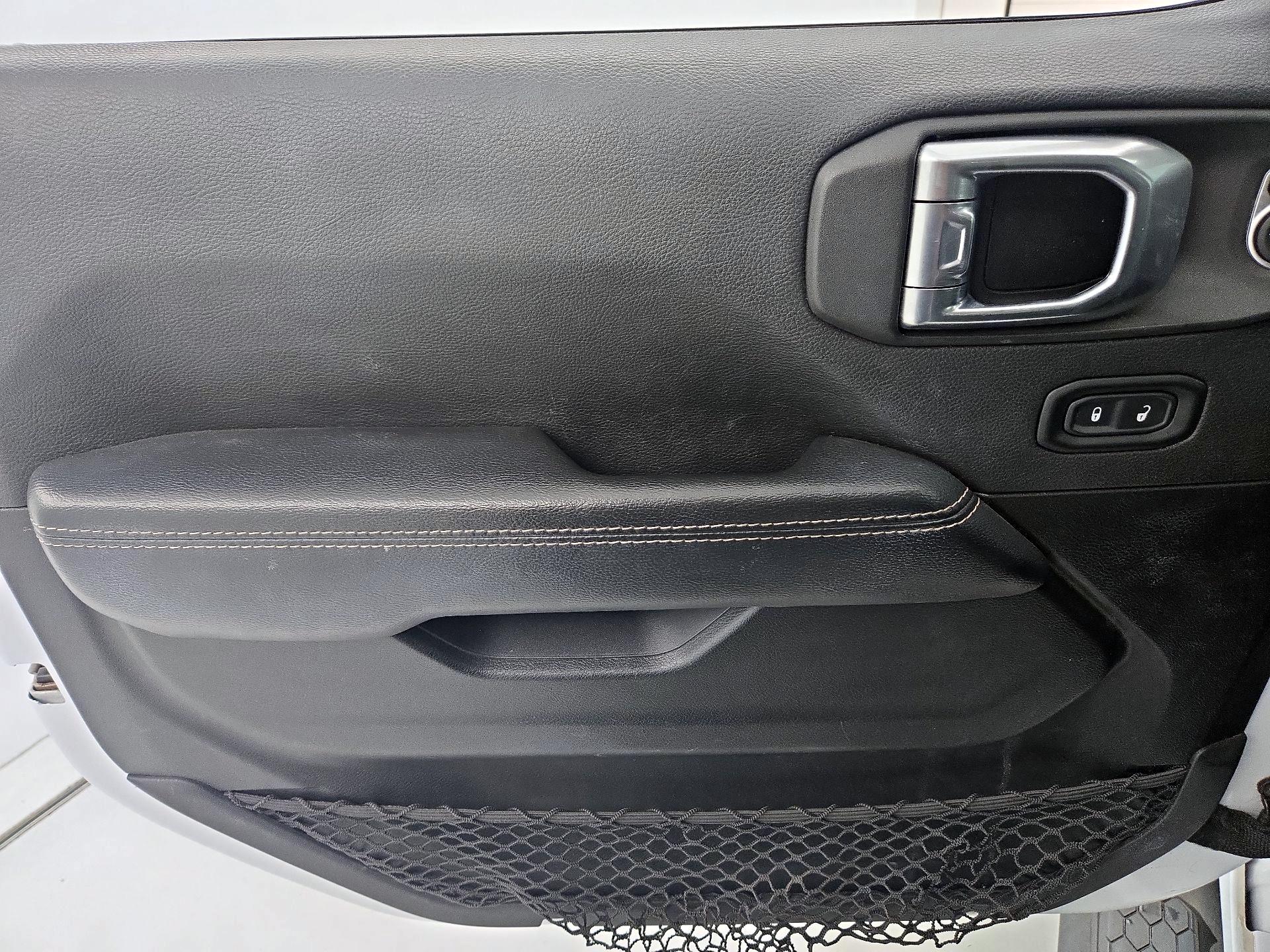 Thumbnail: 2022 Jeep Wrangler - 12