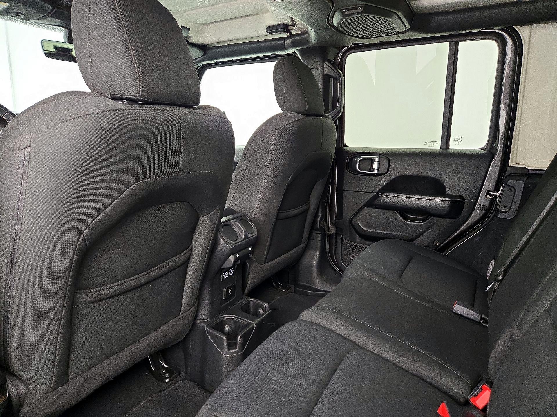 Thumbnail: 2022 Jeep Wrangler - 20