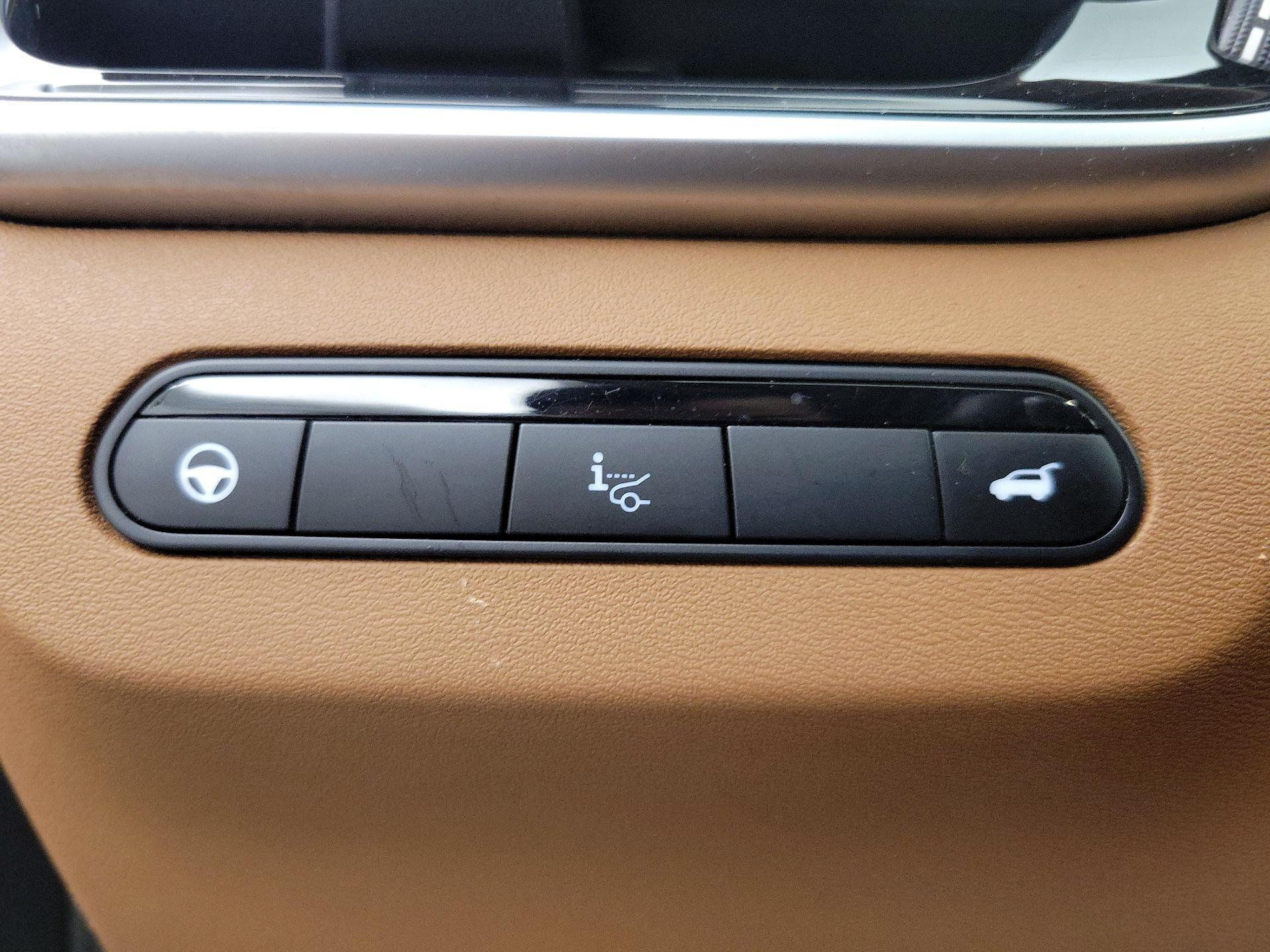 Thumbnail: 2023 INFINITI QX60 - 13