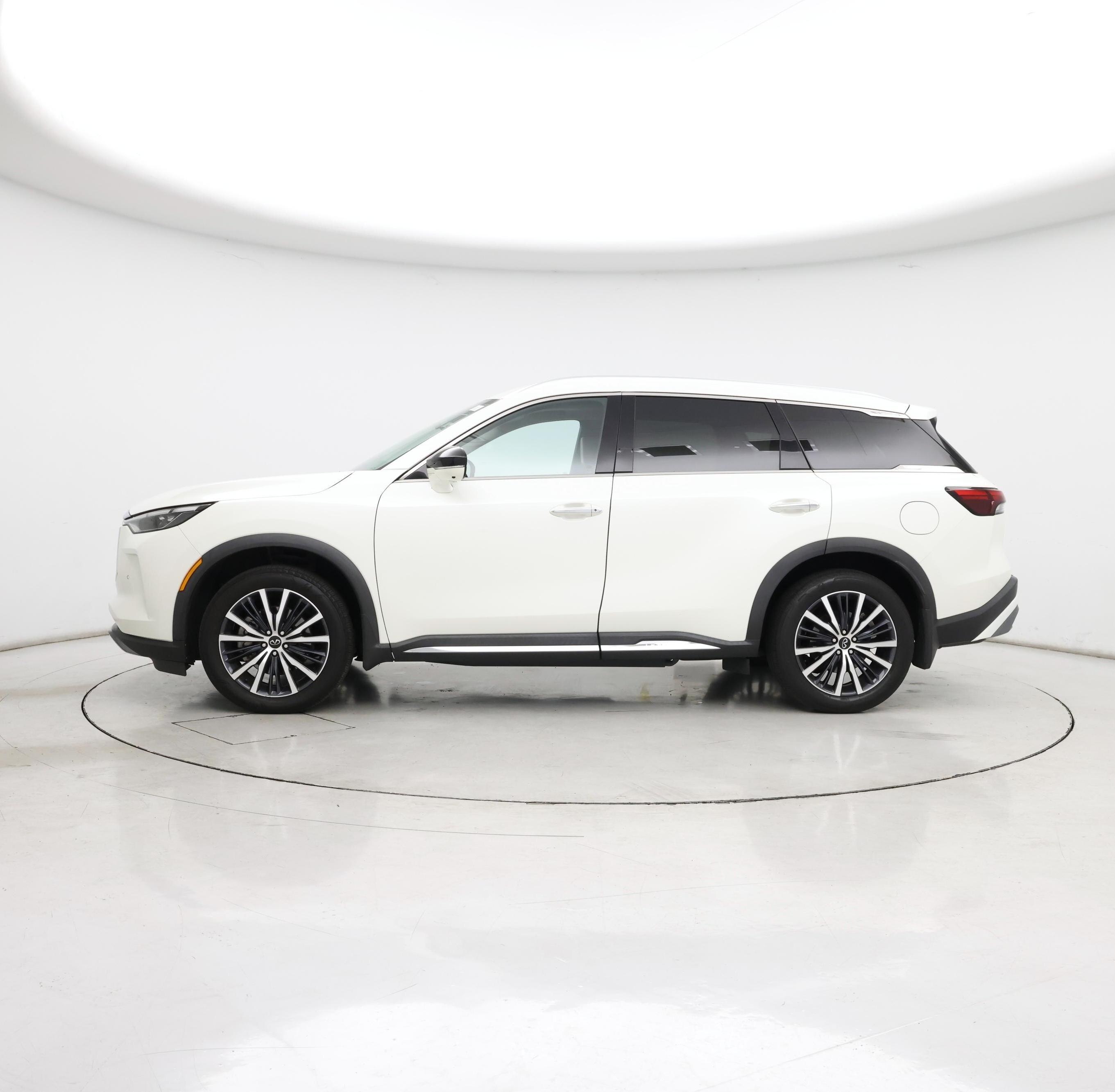 Thumbnail: 2023 INFINITI QX60 - 3