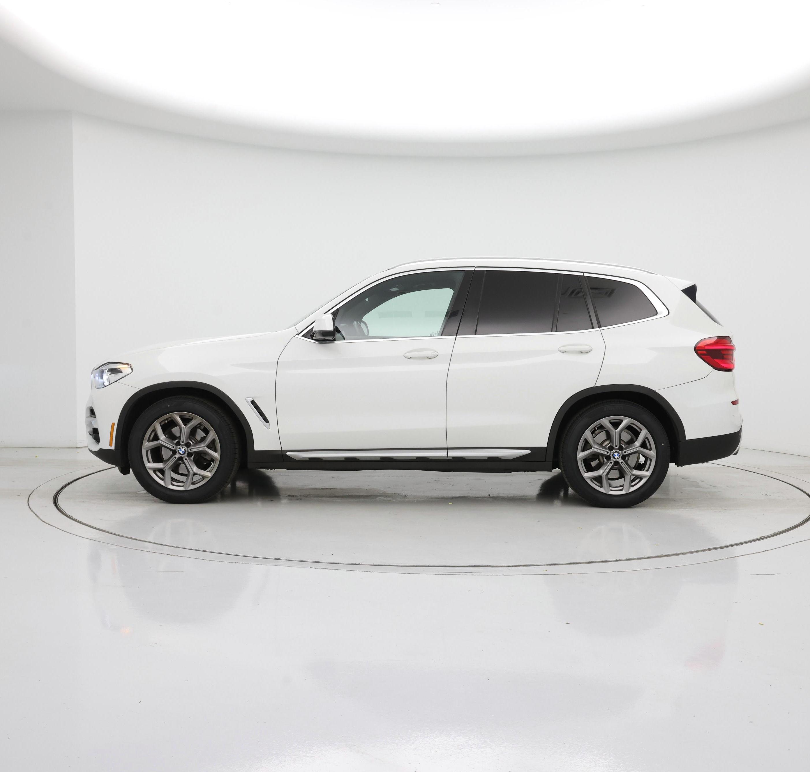 Thumbnail: 2021 BMW X3 - 3